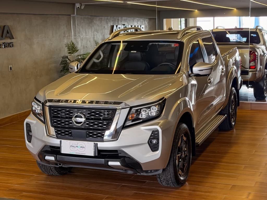 Nissan Frontier PLATI. CD  2.3 Bi-TB Dies.Aut.