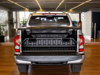 Nissan Frontier PLATI. CD  2.3 Bi-TB Dies.Aut.