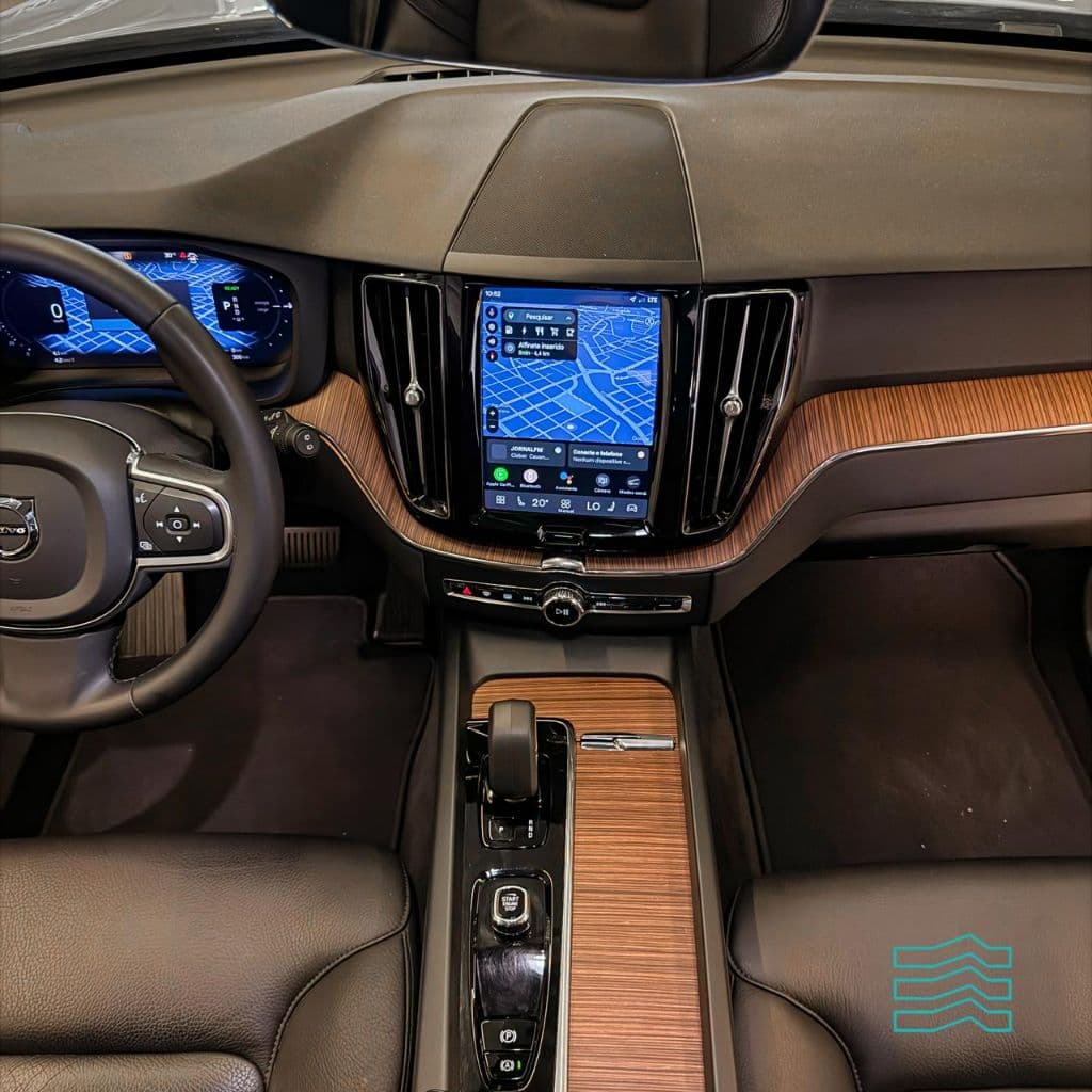 Volvo XC 60 T-8 Plus 2.0 AWD (Híbrido)