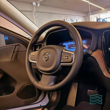 Volvo XC 60 T-8 Plus 2.0 AWD (Híbrido)