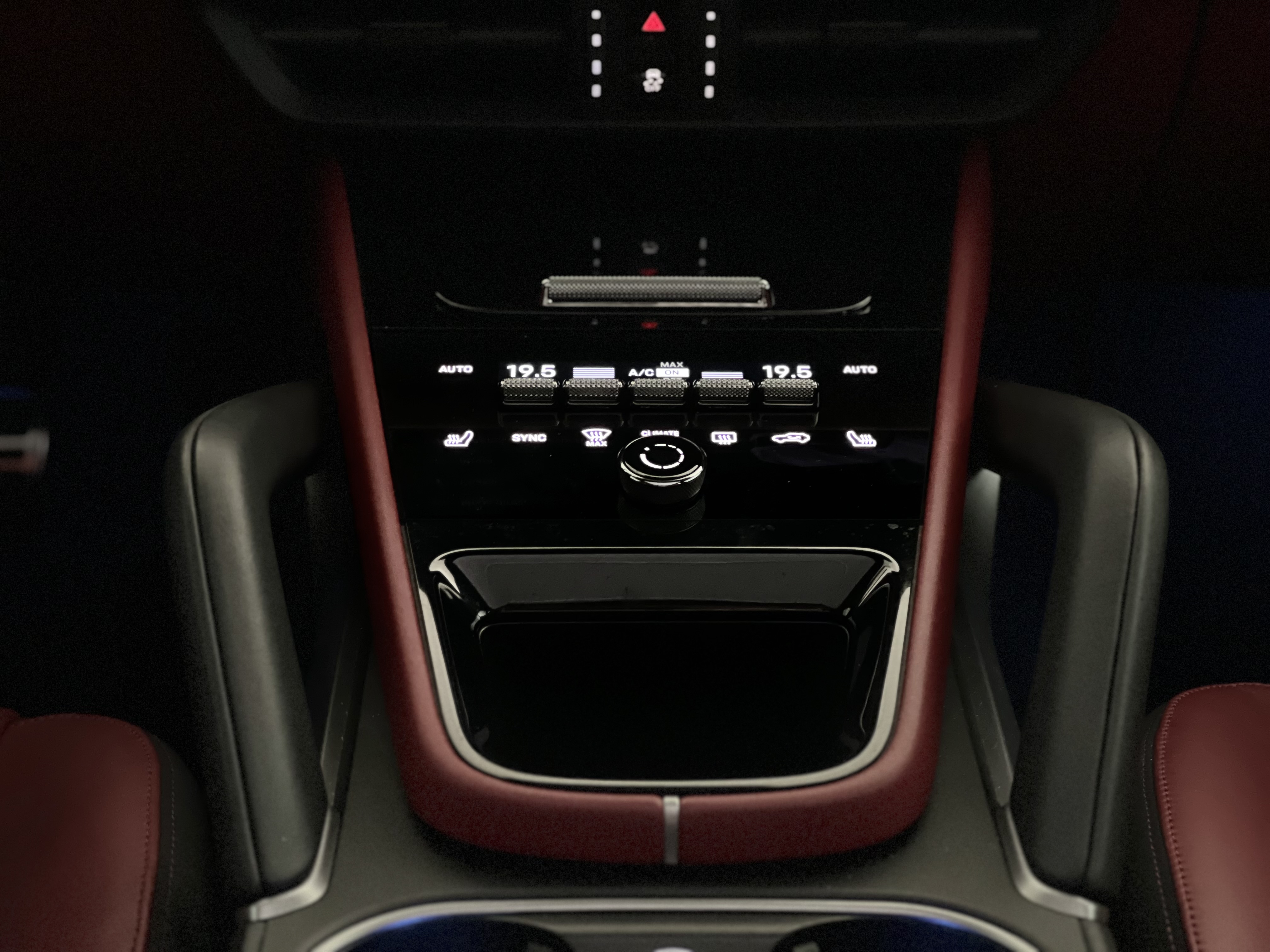 698-244575e4-cb54-4d7e-b324-6015add834d3