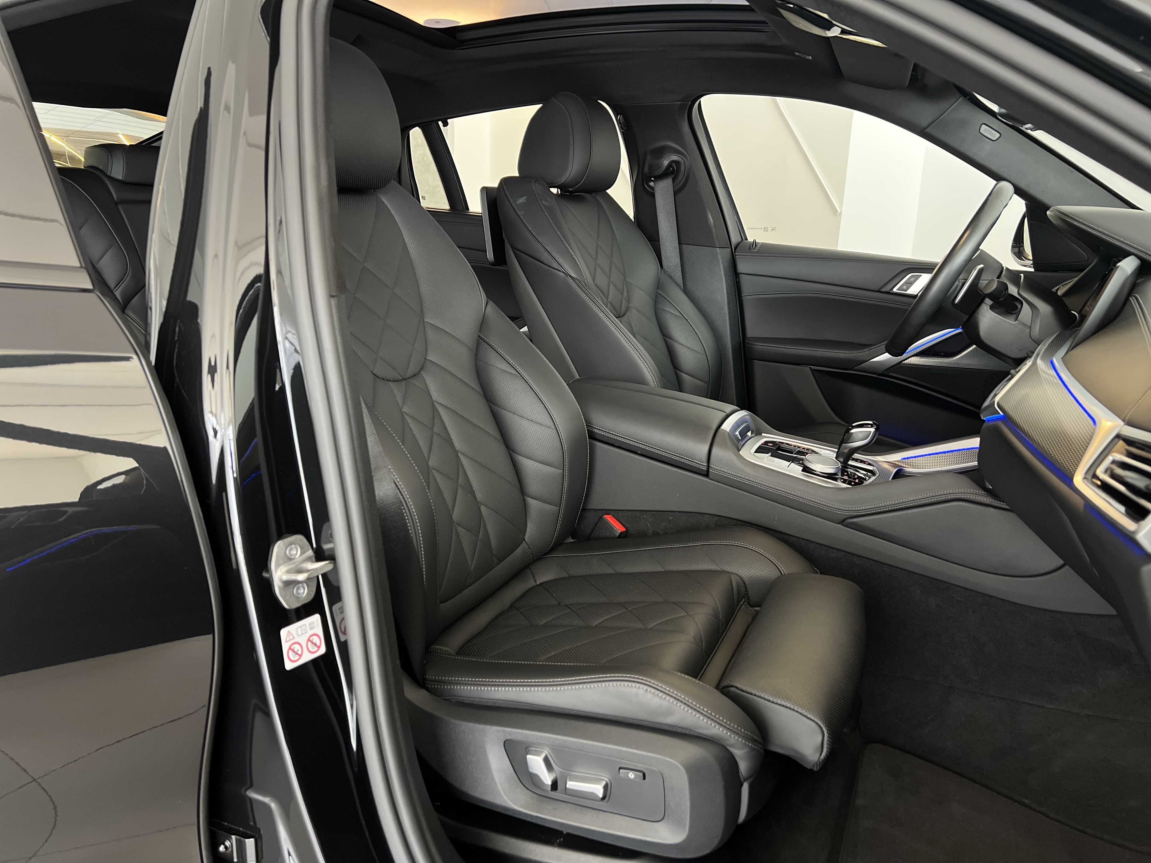 672-30a024a2-d114-470b-8d1a-8795a4647c12