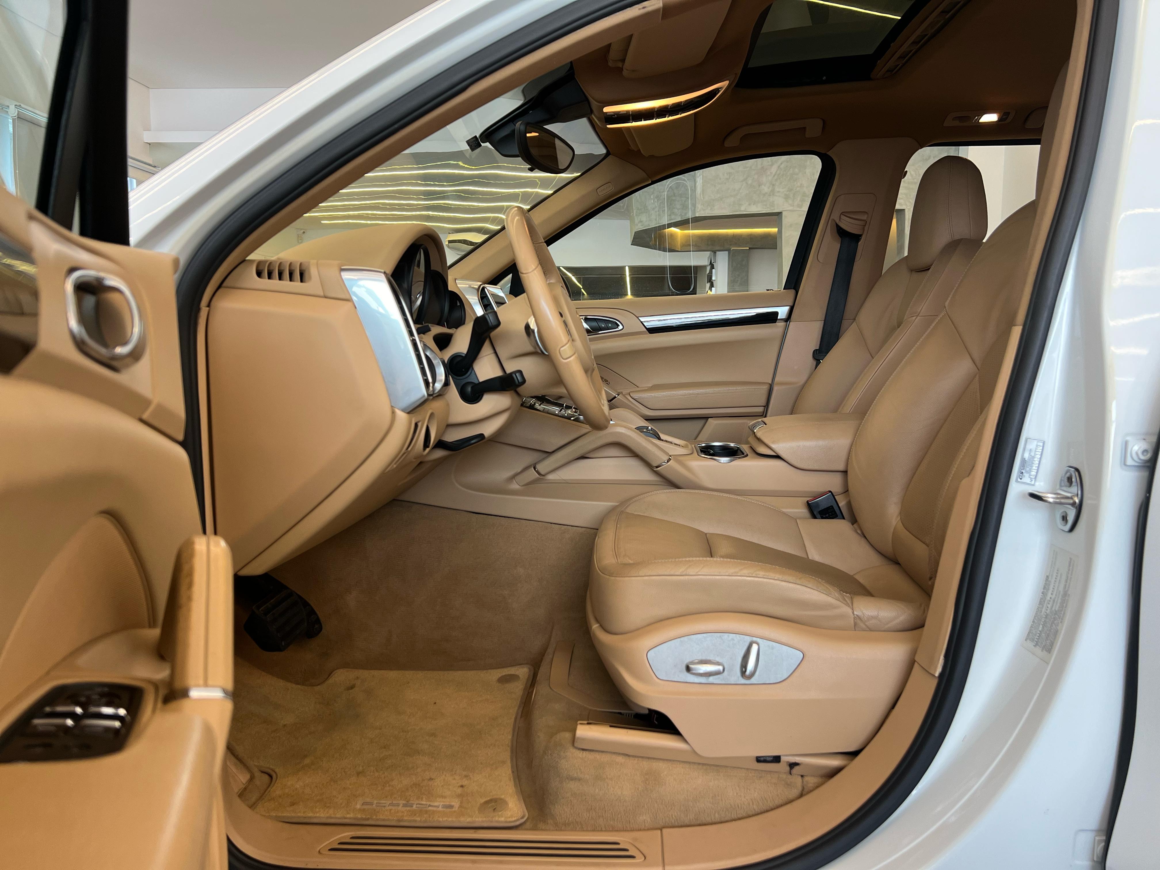 704-5030dc6f-8224-4a75-a19b-60b01974f6f5