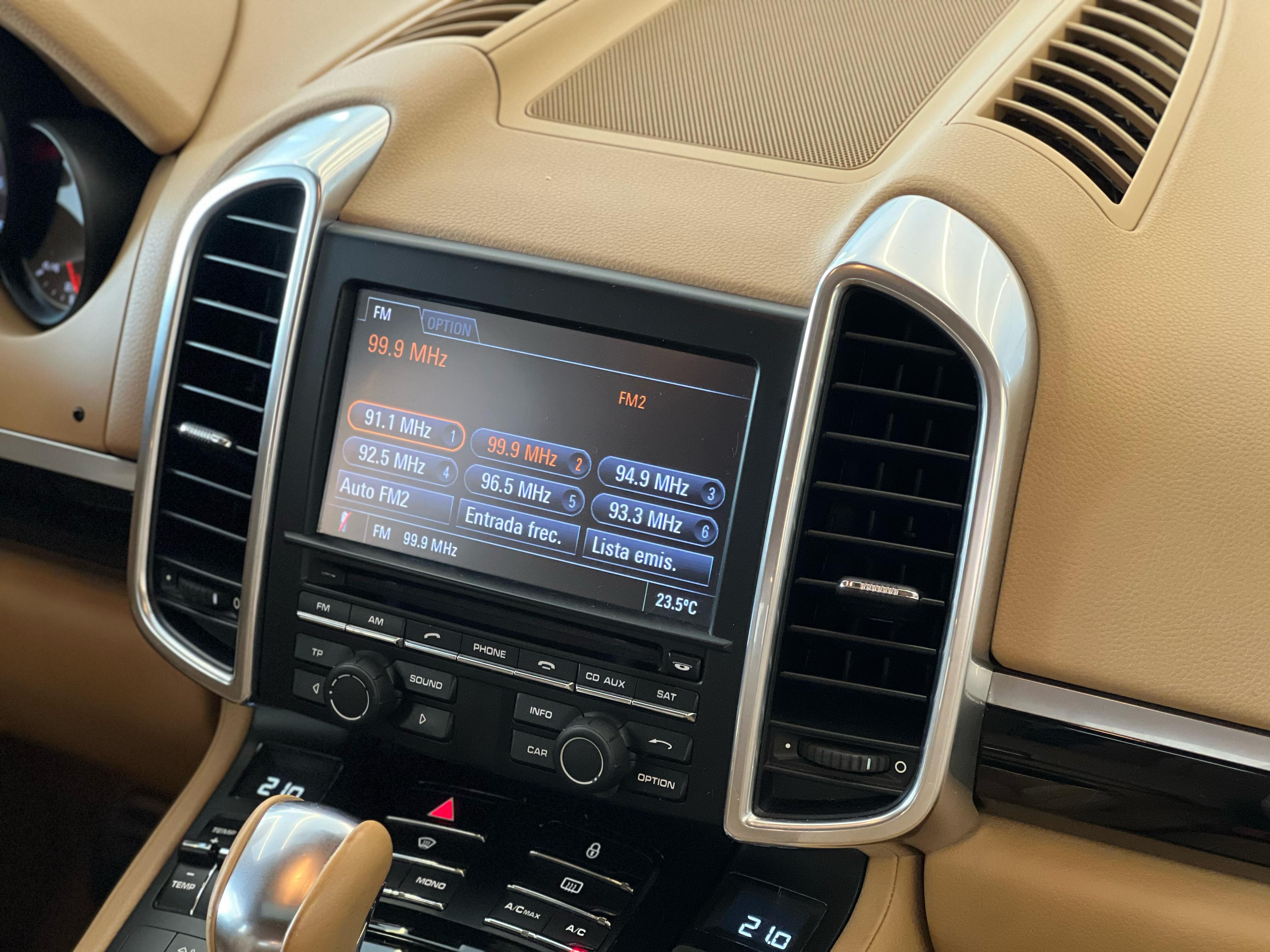 704-5030dc6f-8224-4a75-a19b-60b01974f6f5