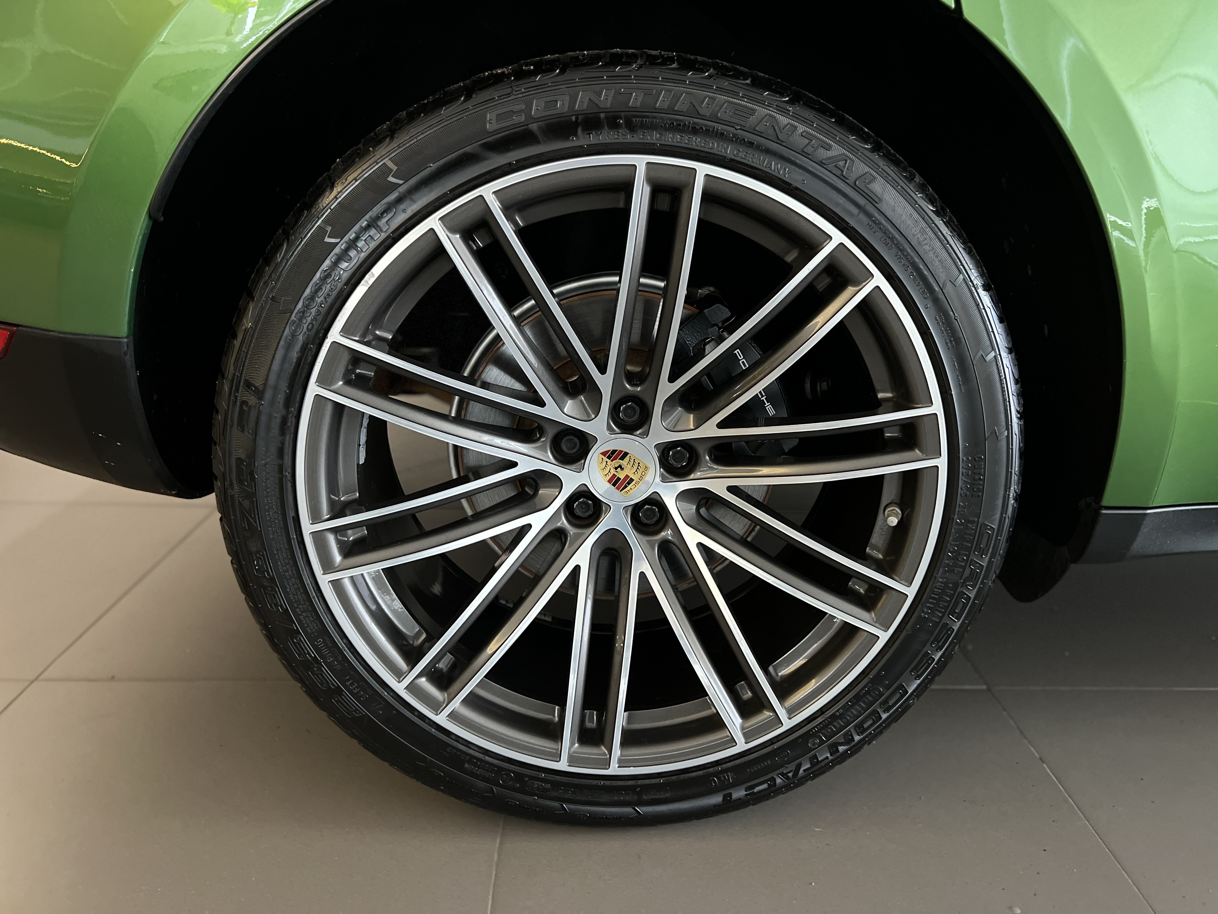 689-6fe6ea89-cf51-4013-bfc6-00ba1f33961e