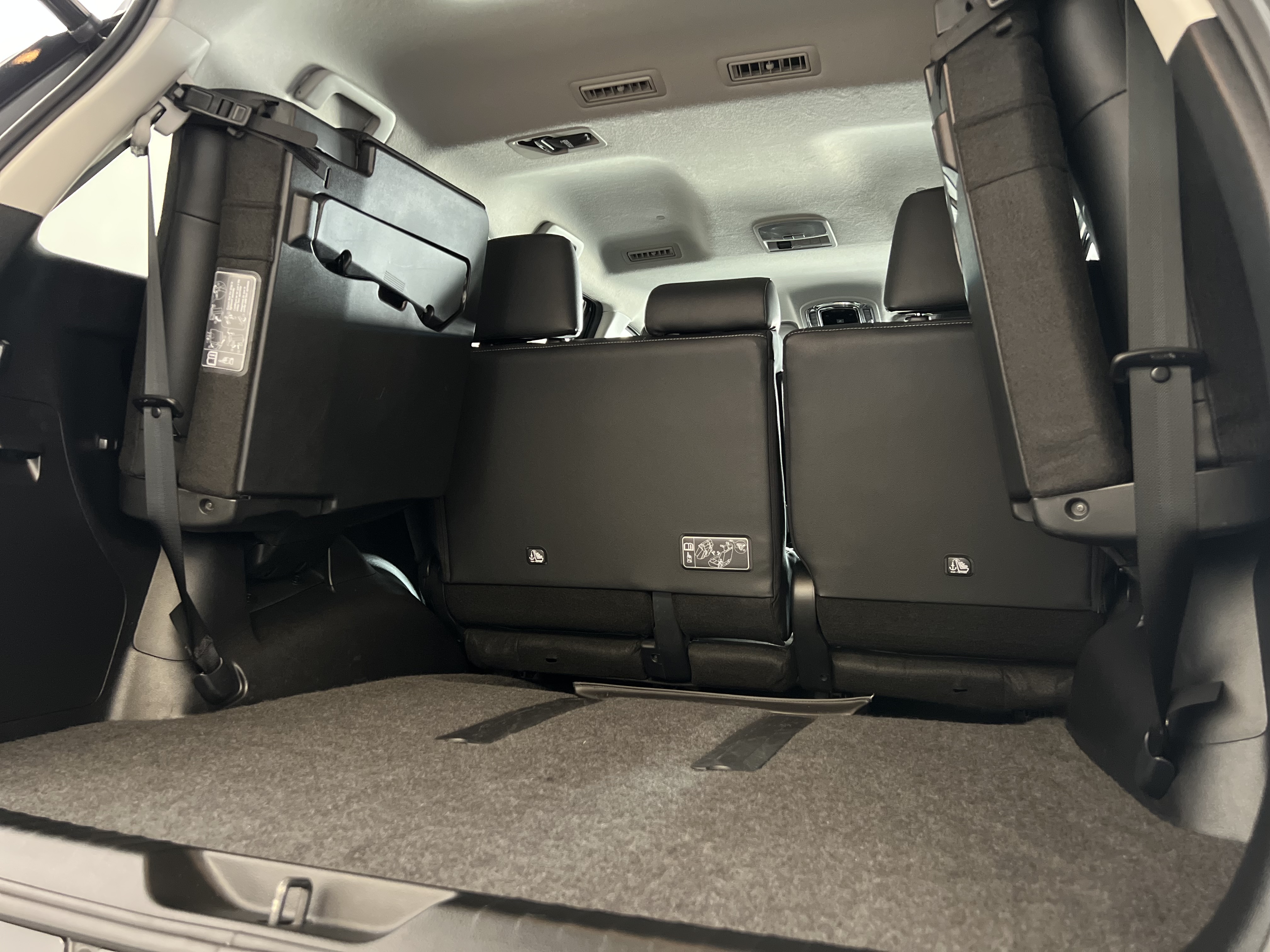 696-7c2ce612-b4df-4521-96f0-84fa32191204