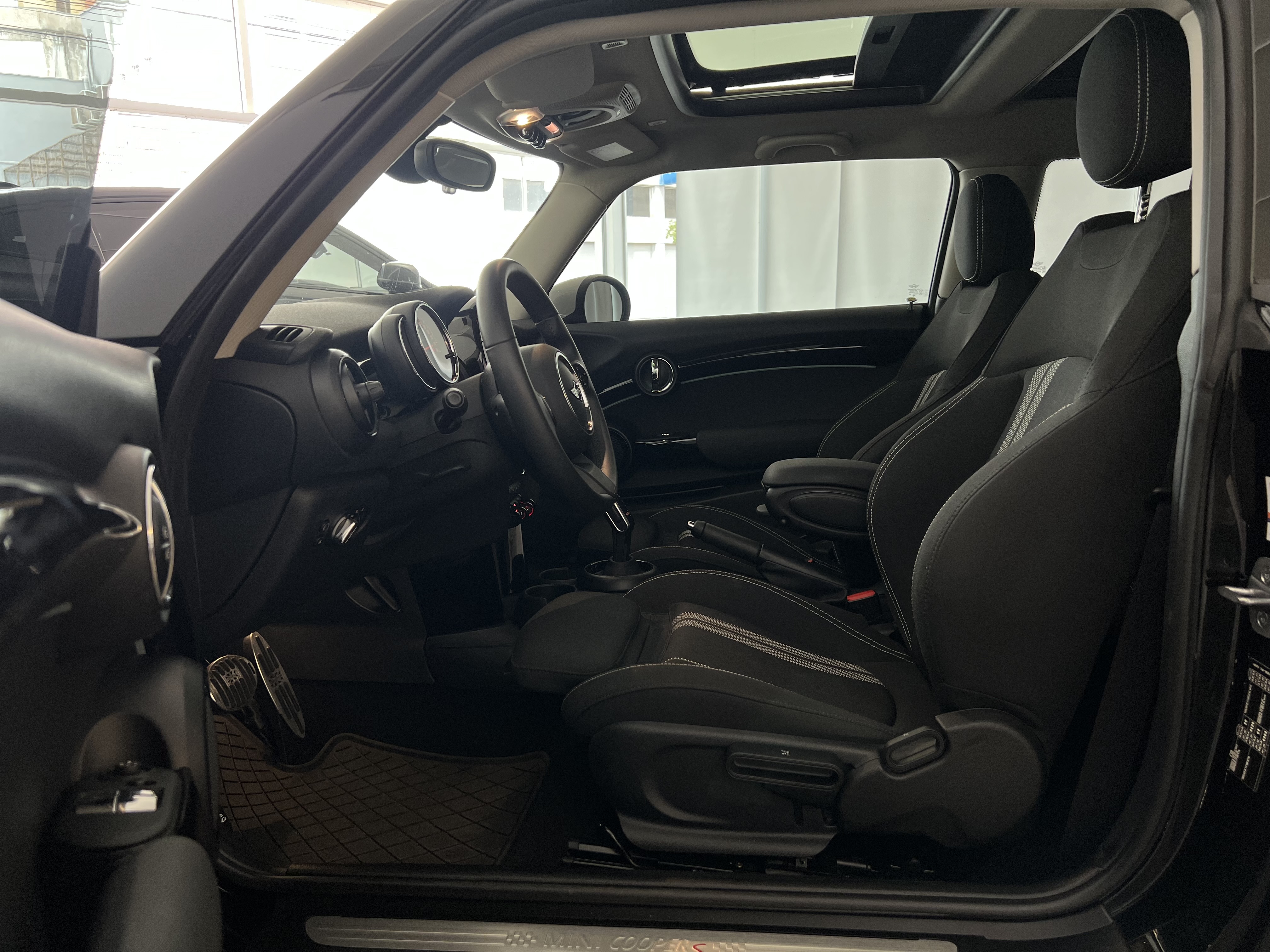 641-a66e37af-2838-4665-bab8-2e78a29d2b9e