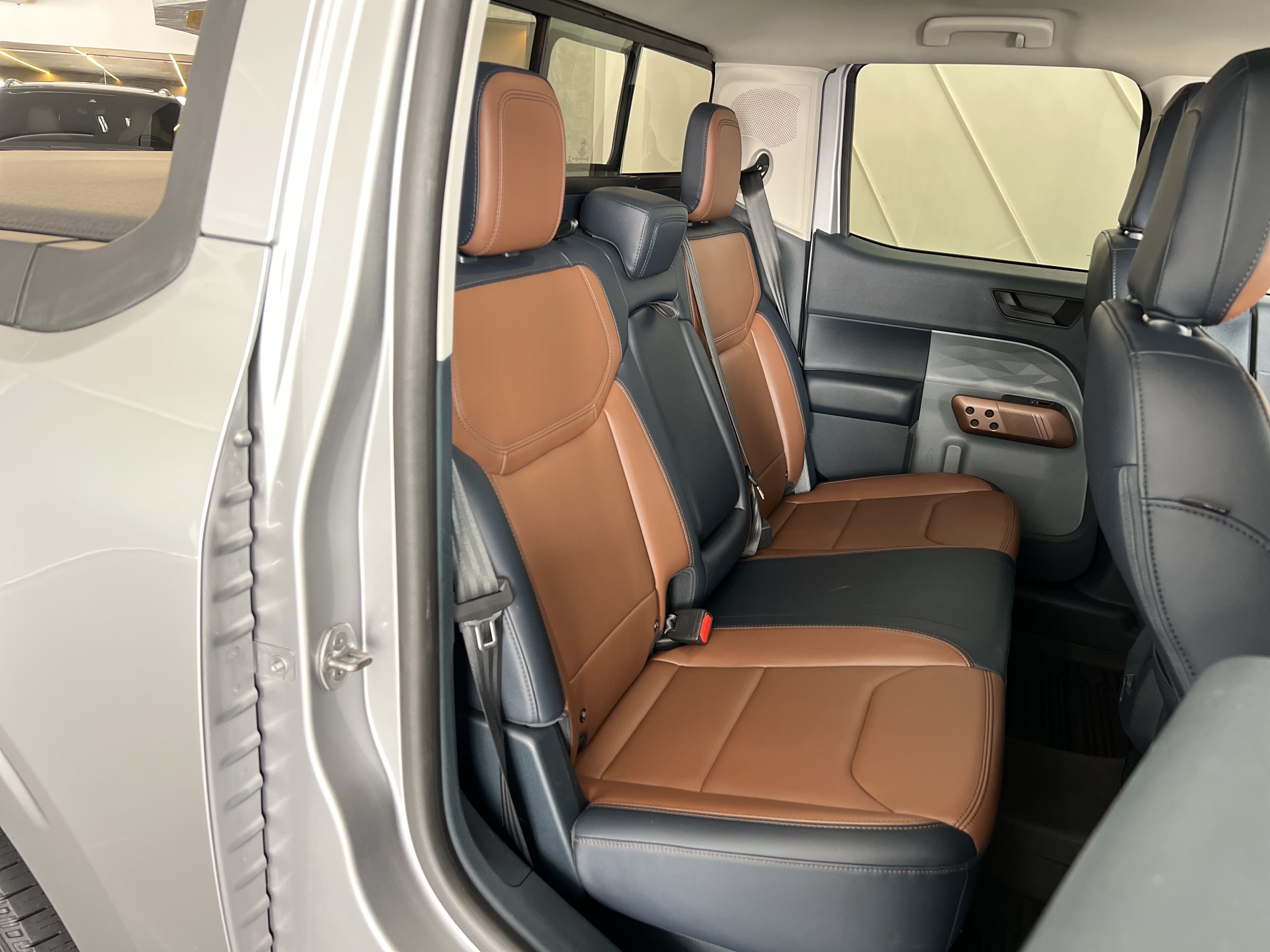 706-ae2d3e57-b899-4764-aa94-fc462df84985