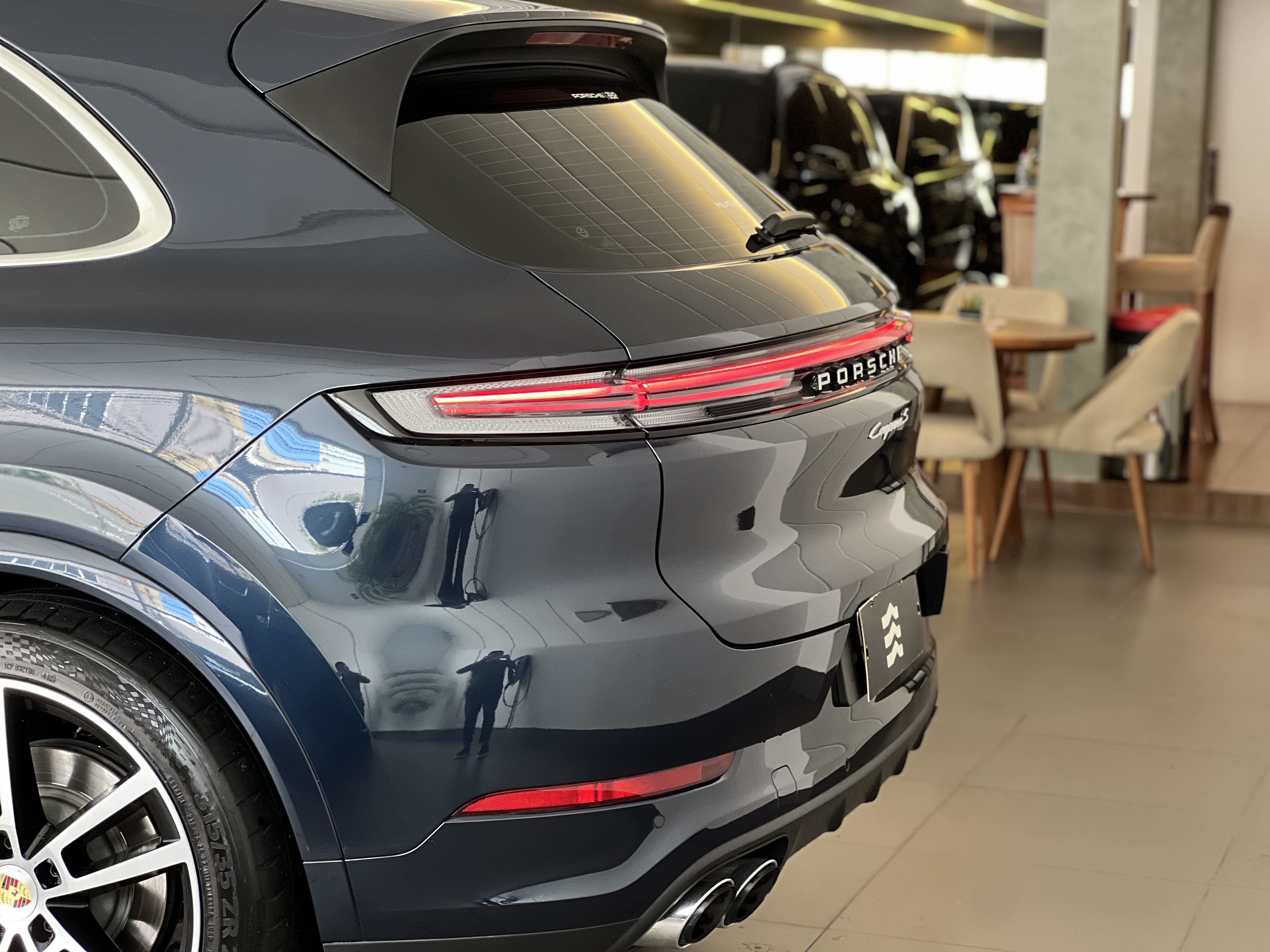 705-e8b4e781-6e9b-4430-b0a6-0e104fb6e025