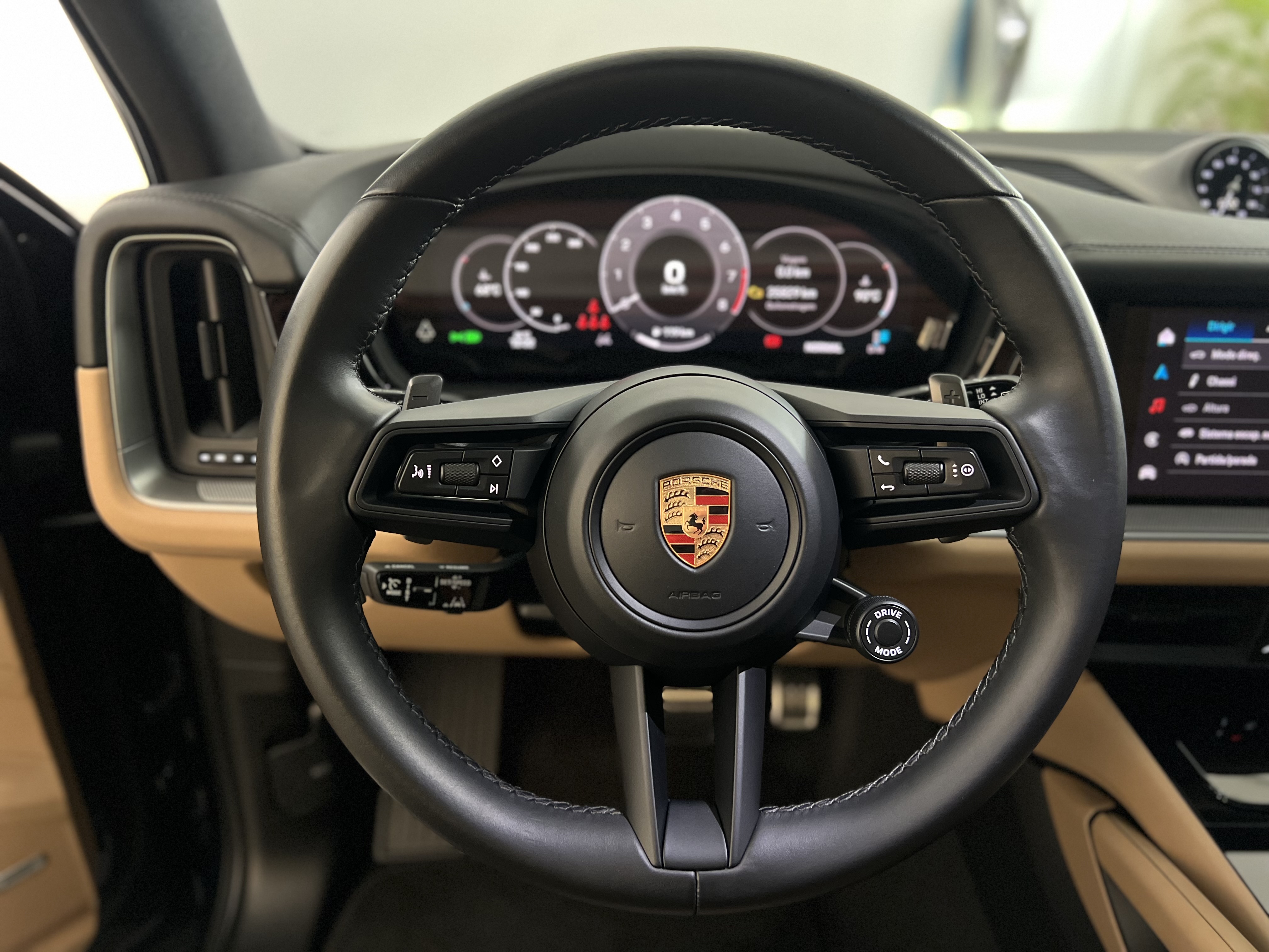 705-e8b4e781-6e9b-4430-b0a6-0e104fb6e025