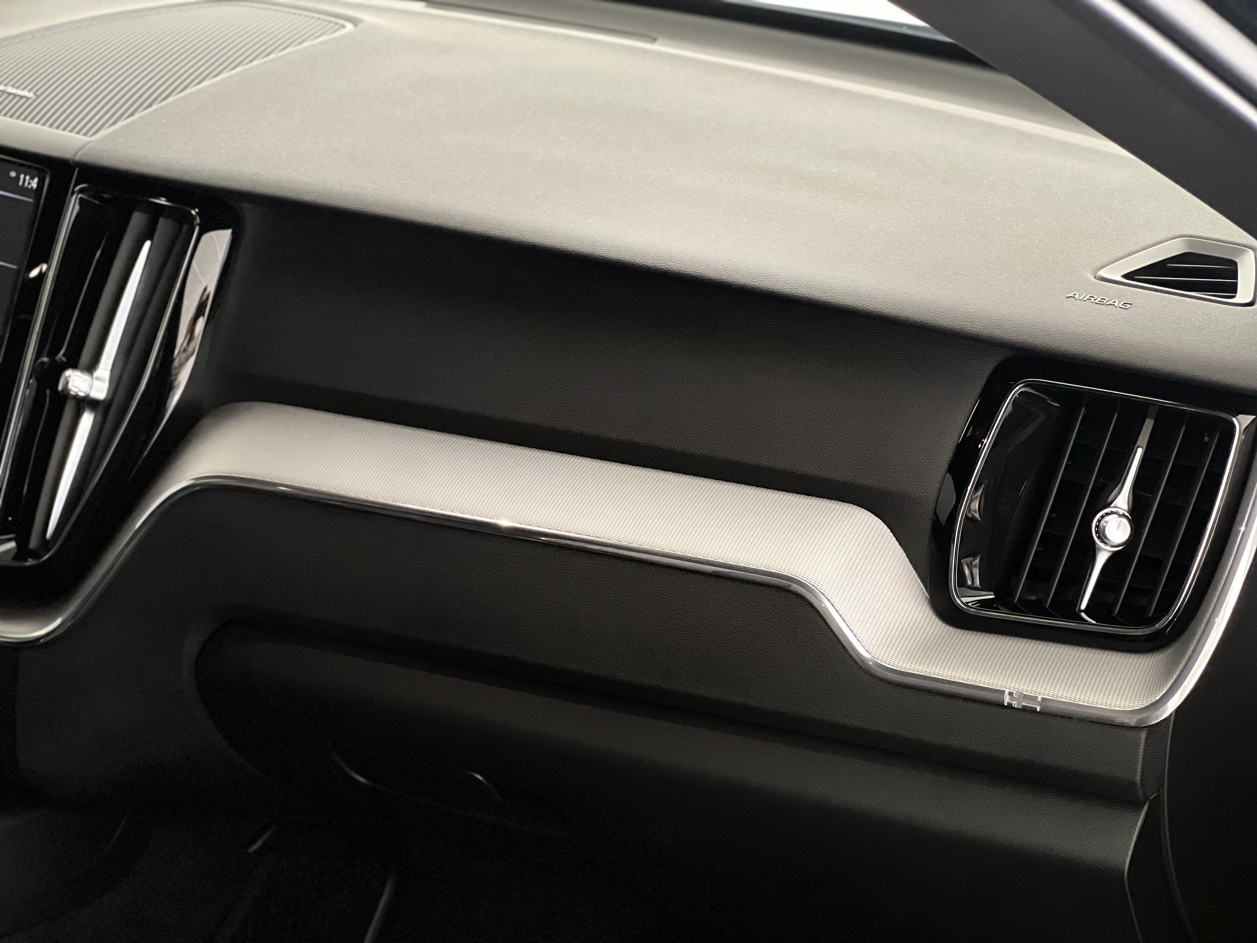 647-113a46d4-f0ce-458c-b6d8-13ff9c3bf20c