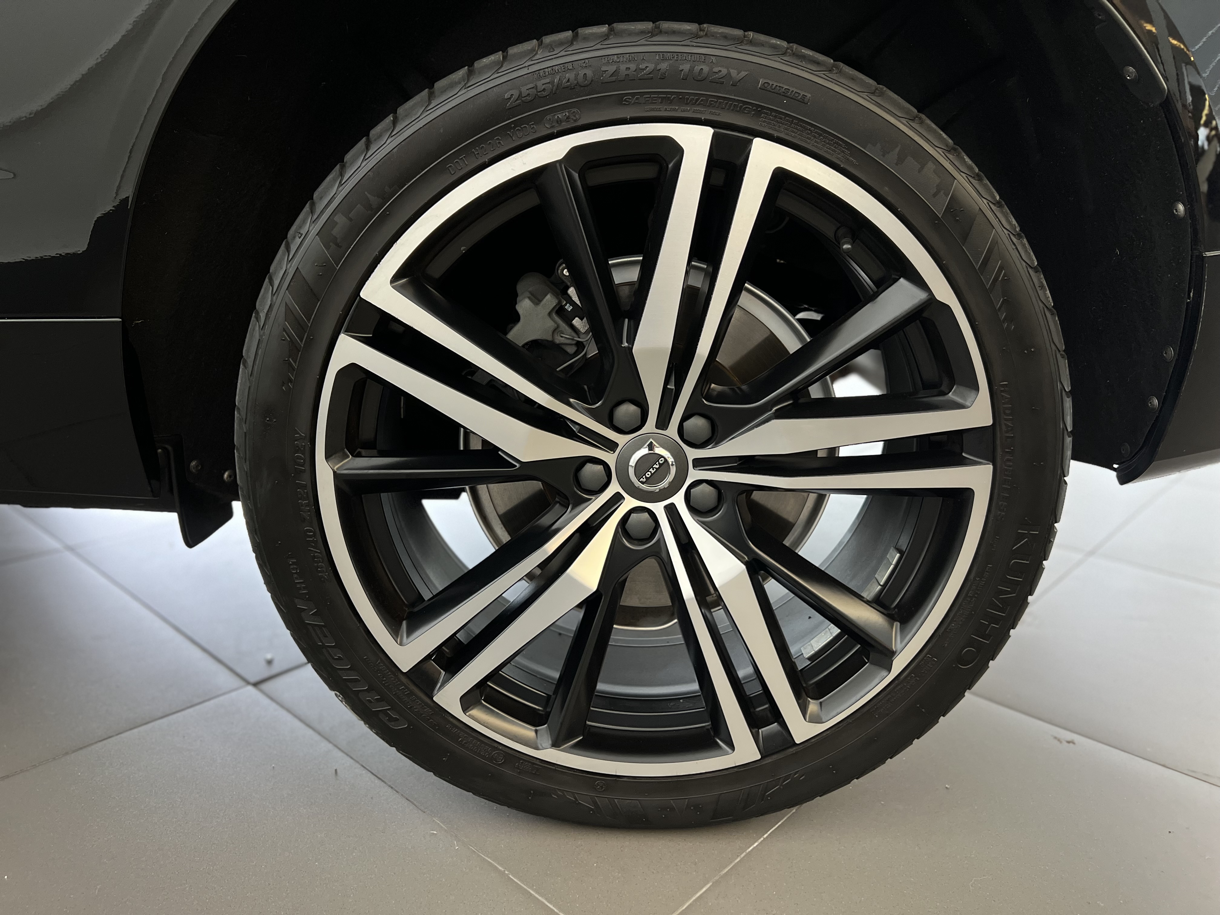 647-113a46d4-f0ce-458c-b6d8-13ff9c3bf20c