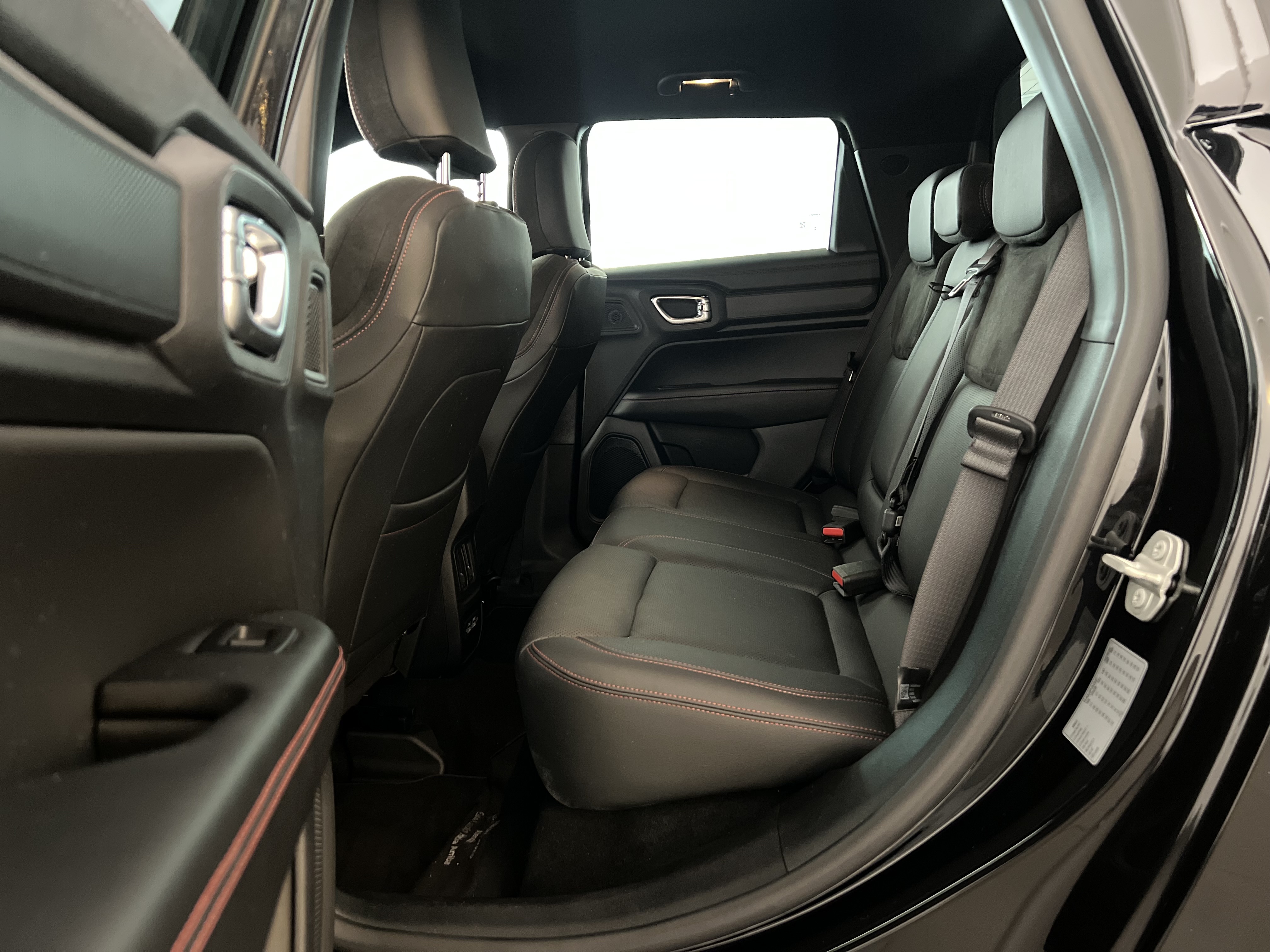 653-14d9d92f-27ca-47ce-b567-37f6b00caaf4