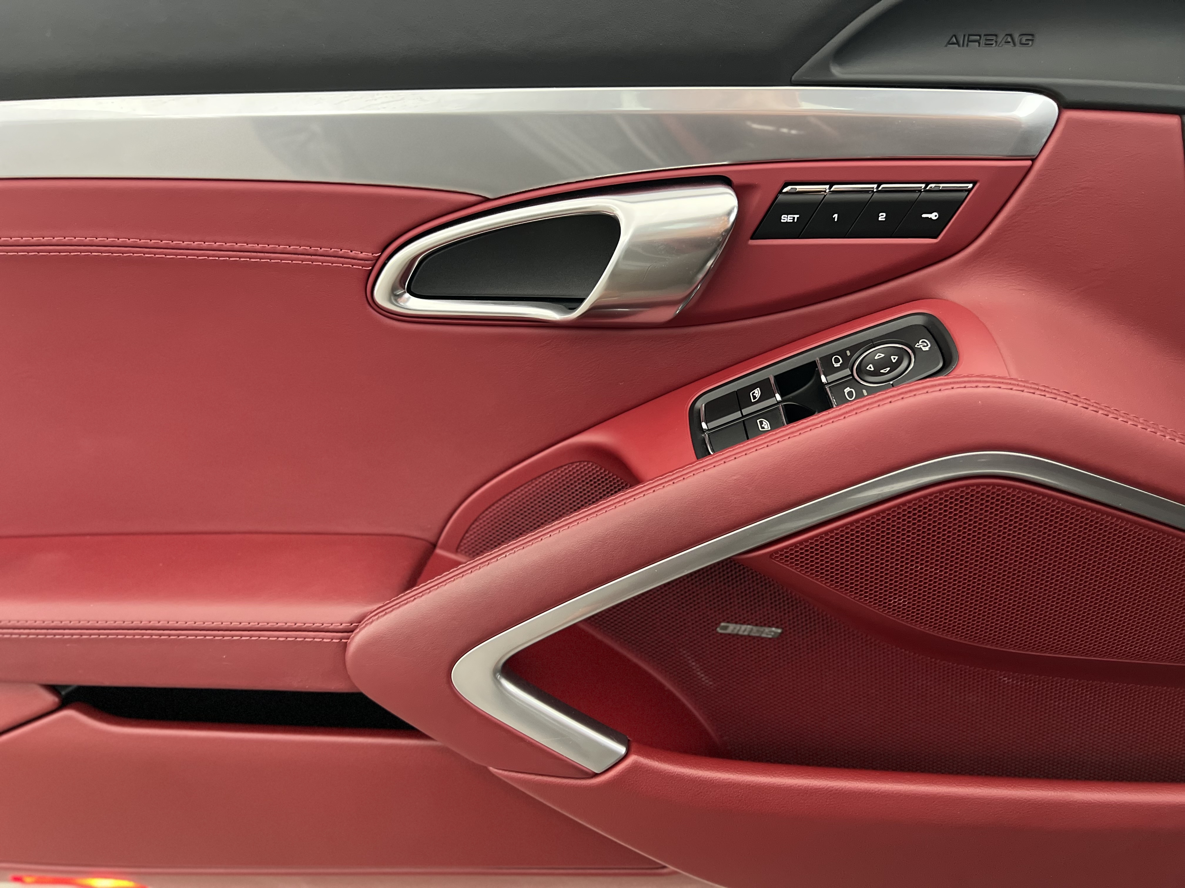 598-1813cb34-ecca-4012-b997-45752c365544