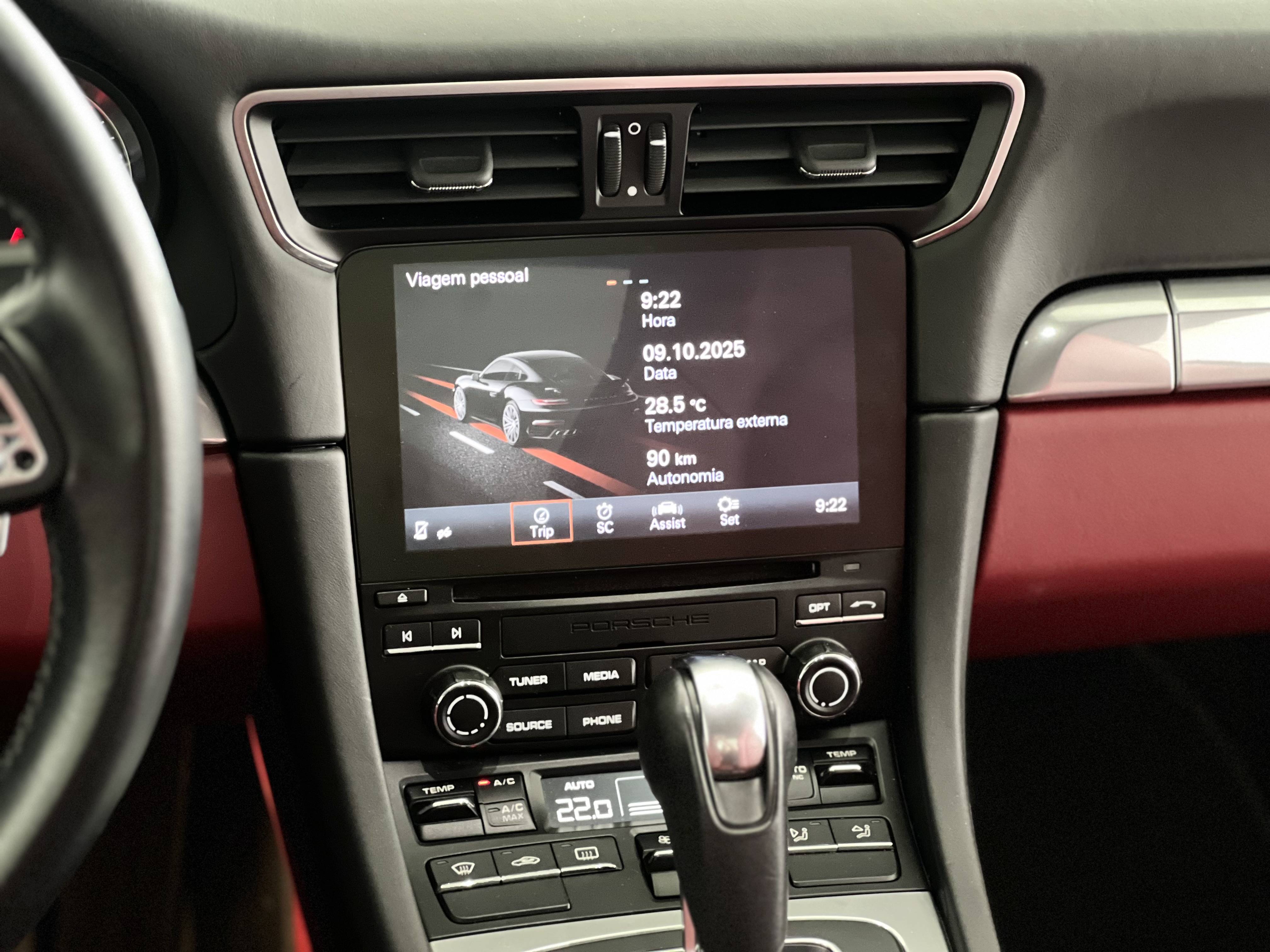 598-1813cb34-ecca-4012-b997-45752c365544