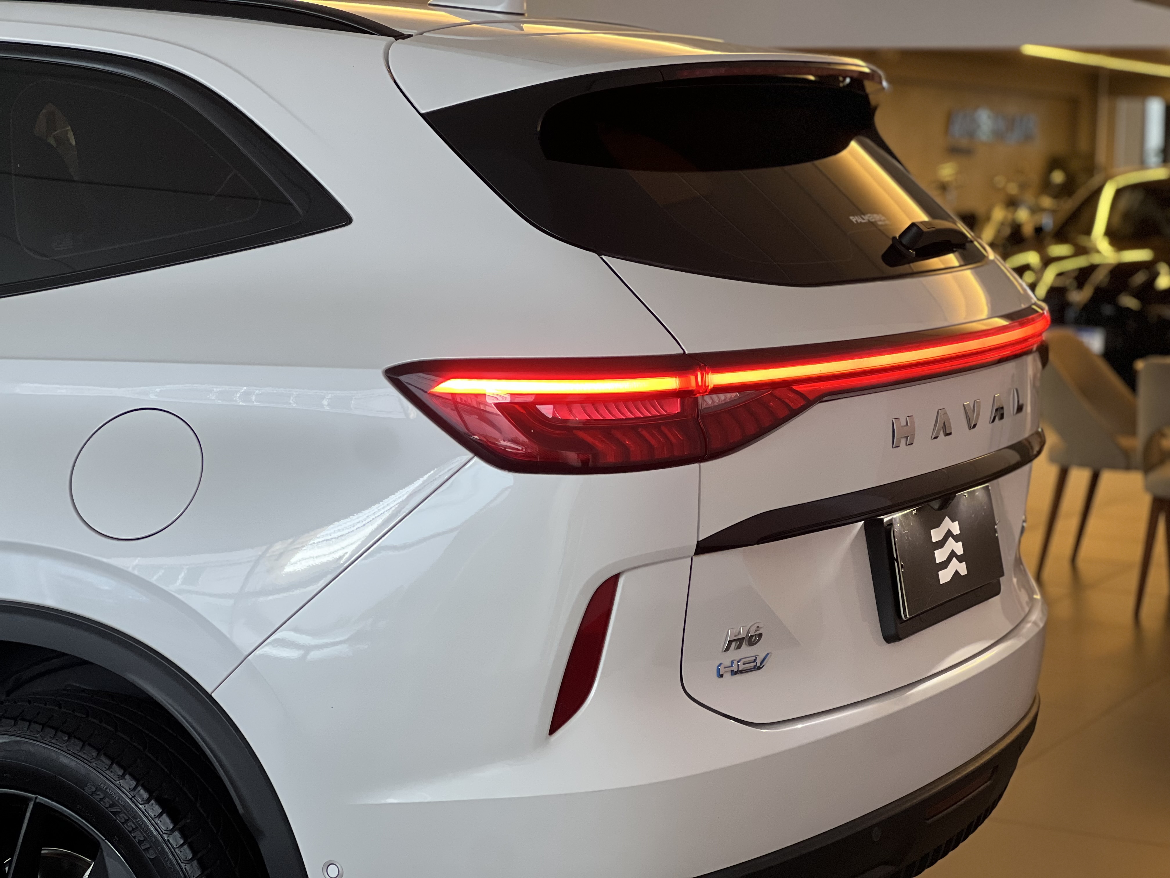 702-1e8f9a45-8f0f-4eaa-8793-877bf2b73243