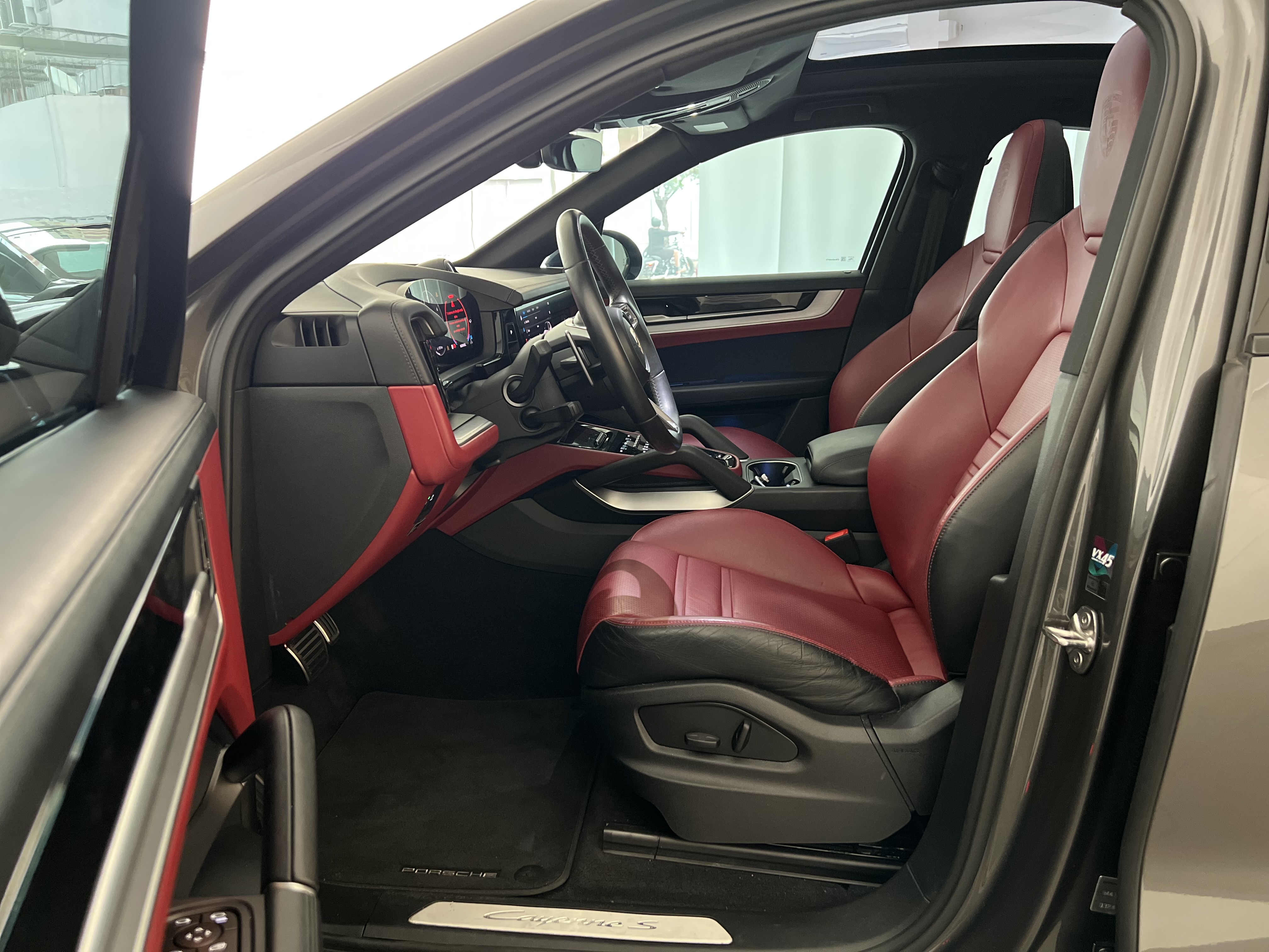 698-244575e4-cb54-4d7e-b324-6015add834d3