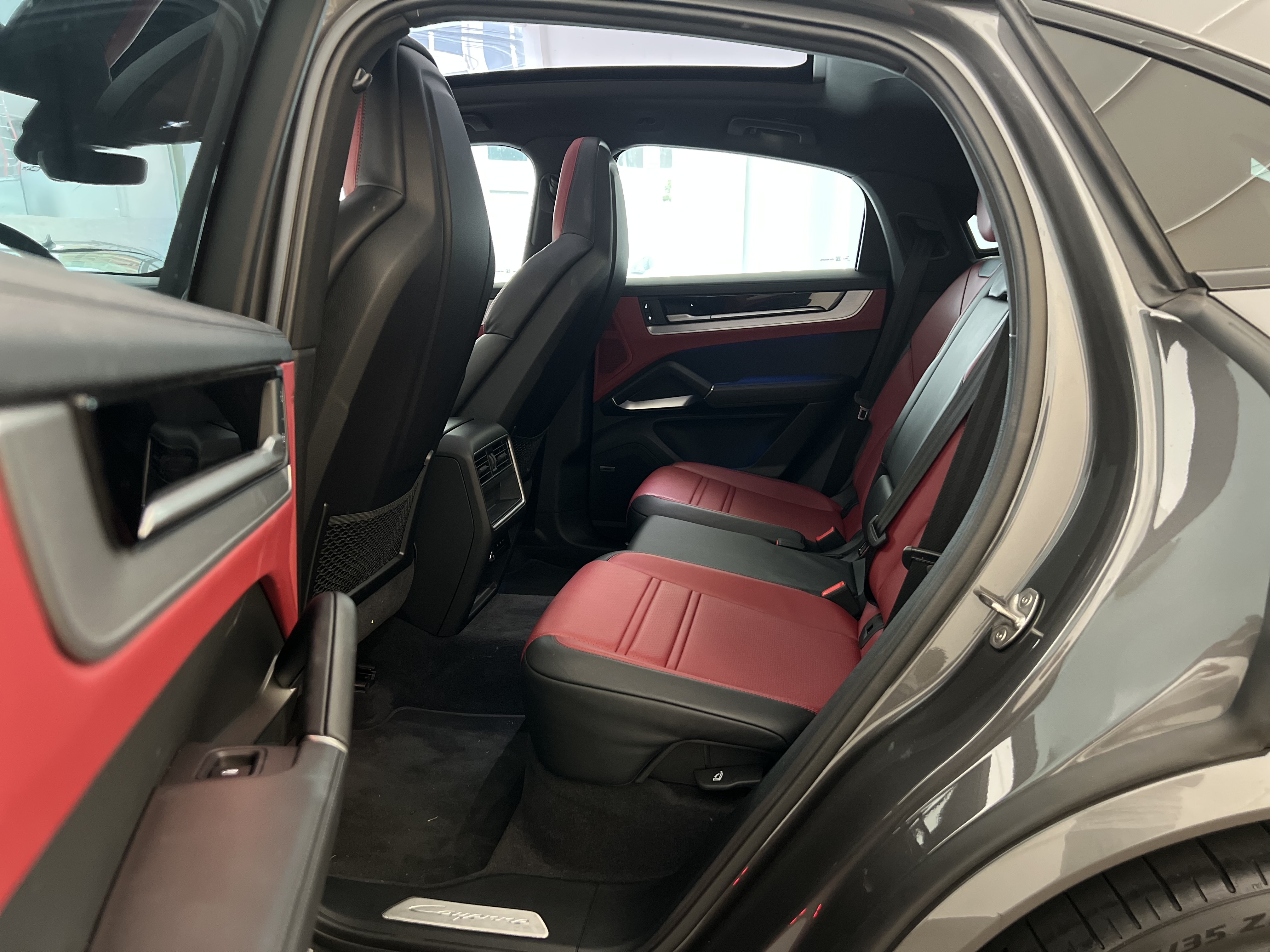 698-244575e4-cb54-4d7e-b324-6015add834d3