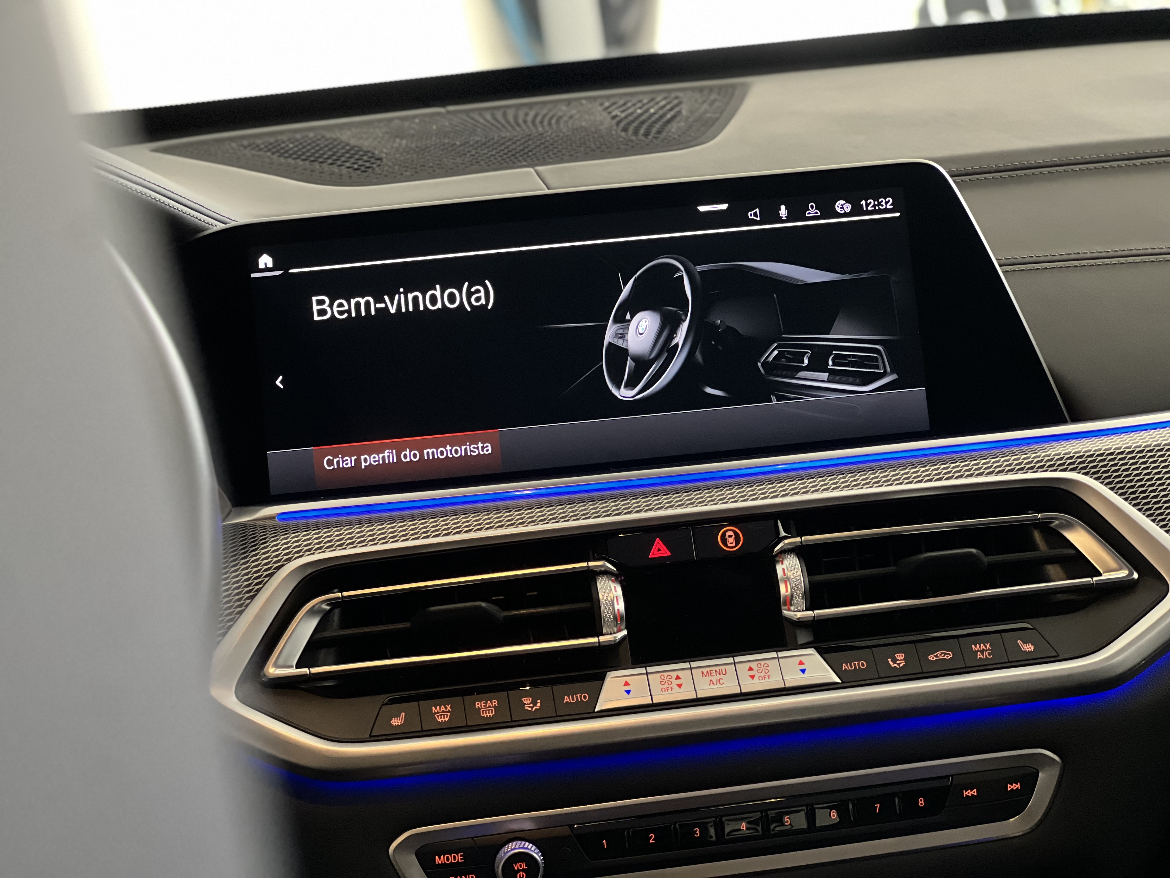 672-30a024a2-d114-470b-8d1a-8795a4647c12