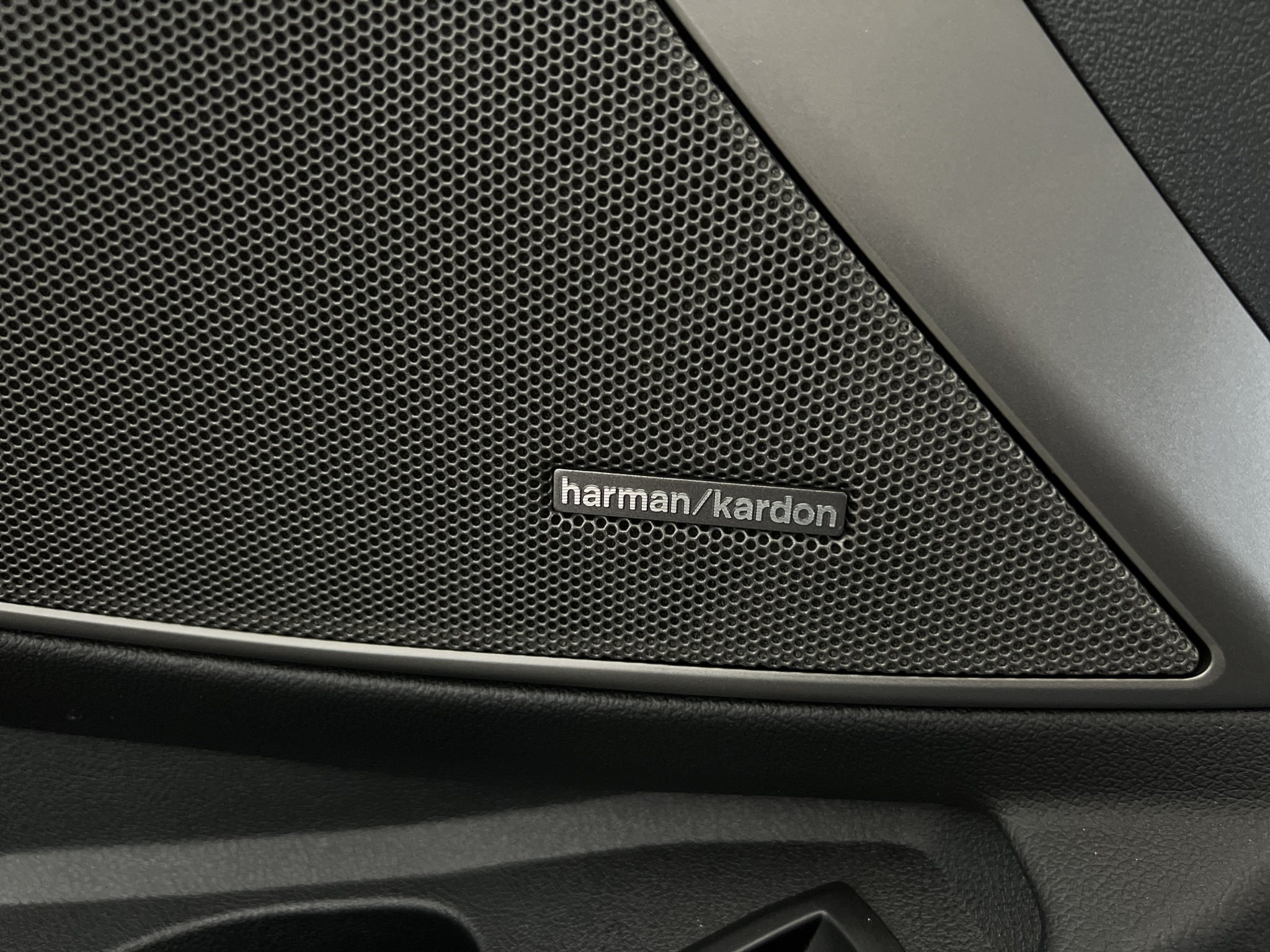 634-586a0d9d-7ef7-4c62-87c9-63ddf5da53b3