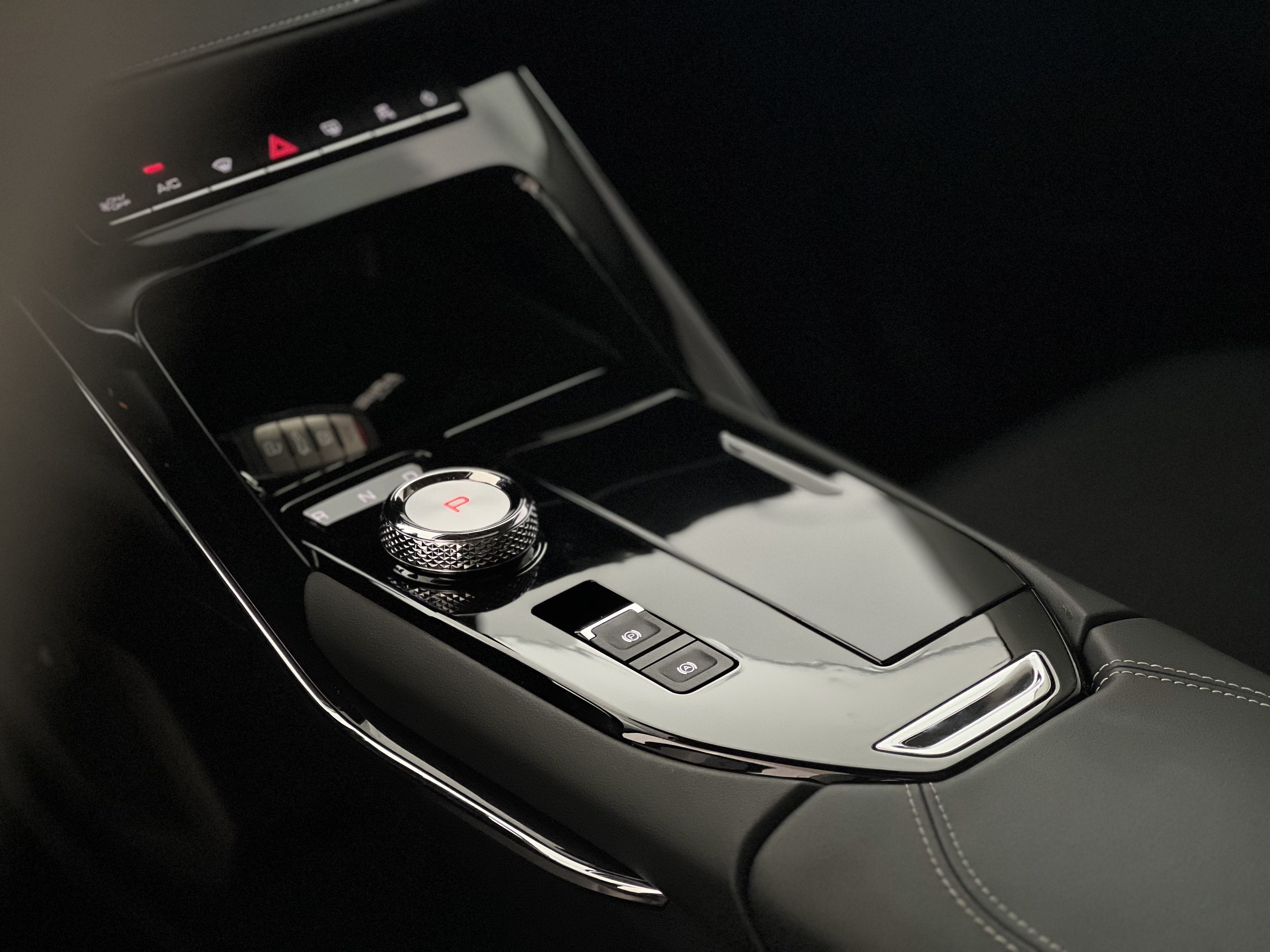 652-5e3fe192-ecce-49bf-8853-61b3436aea05