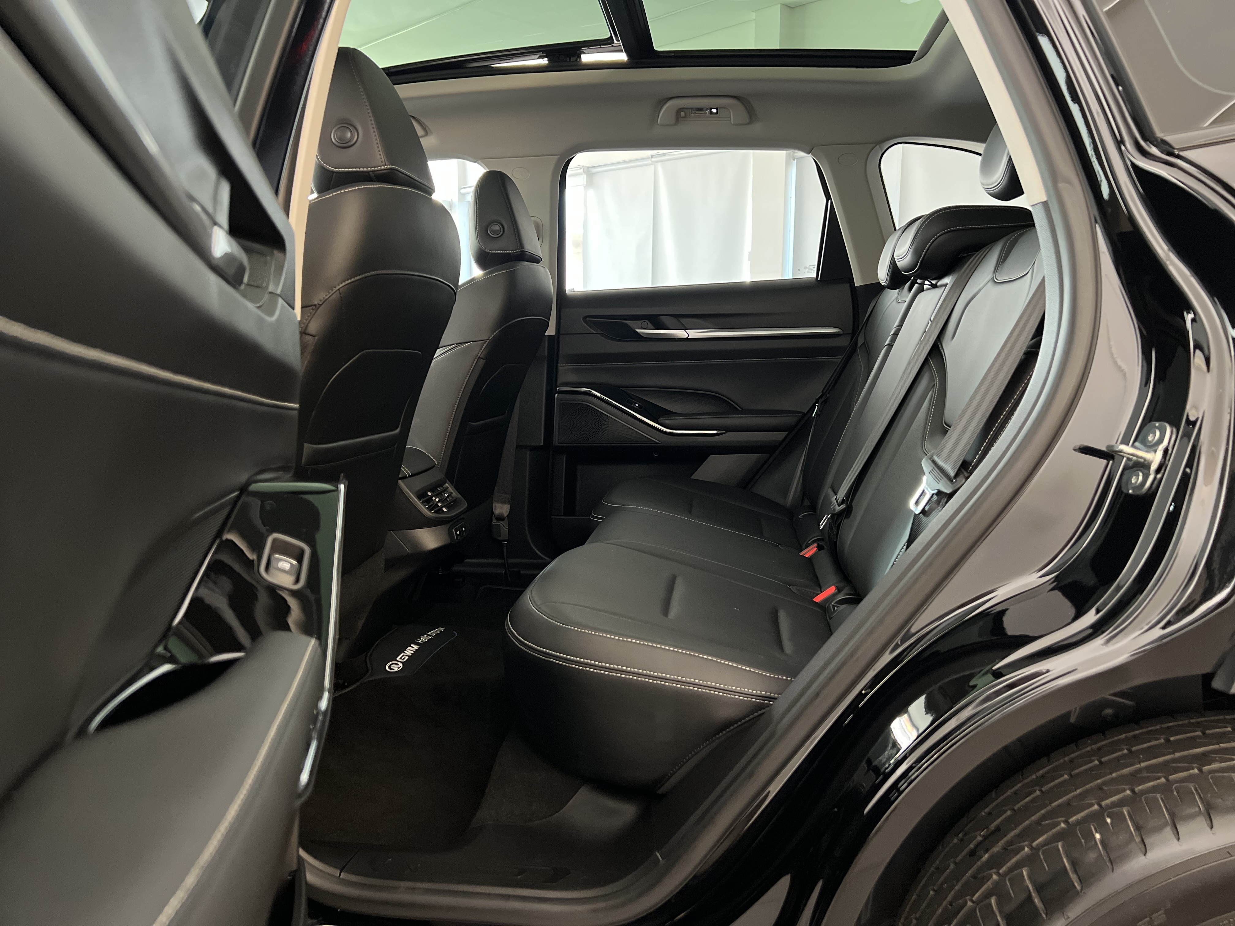 652-5e3fe192-ecce-49bf-8853-61b3436aea05