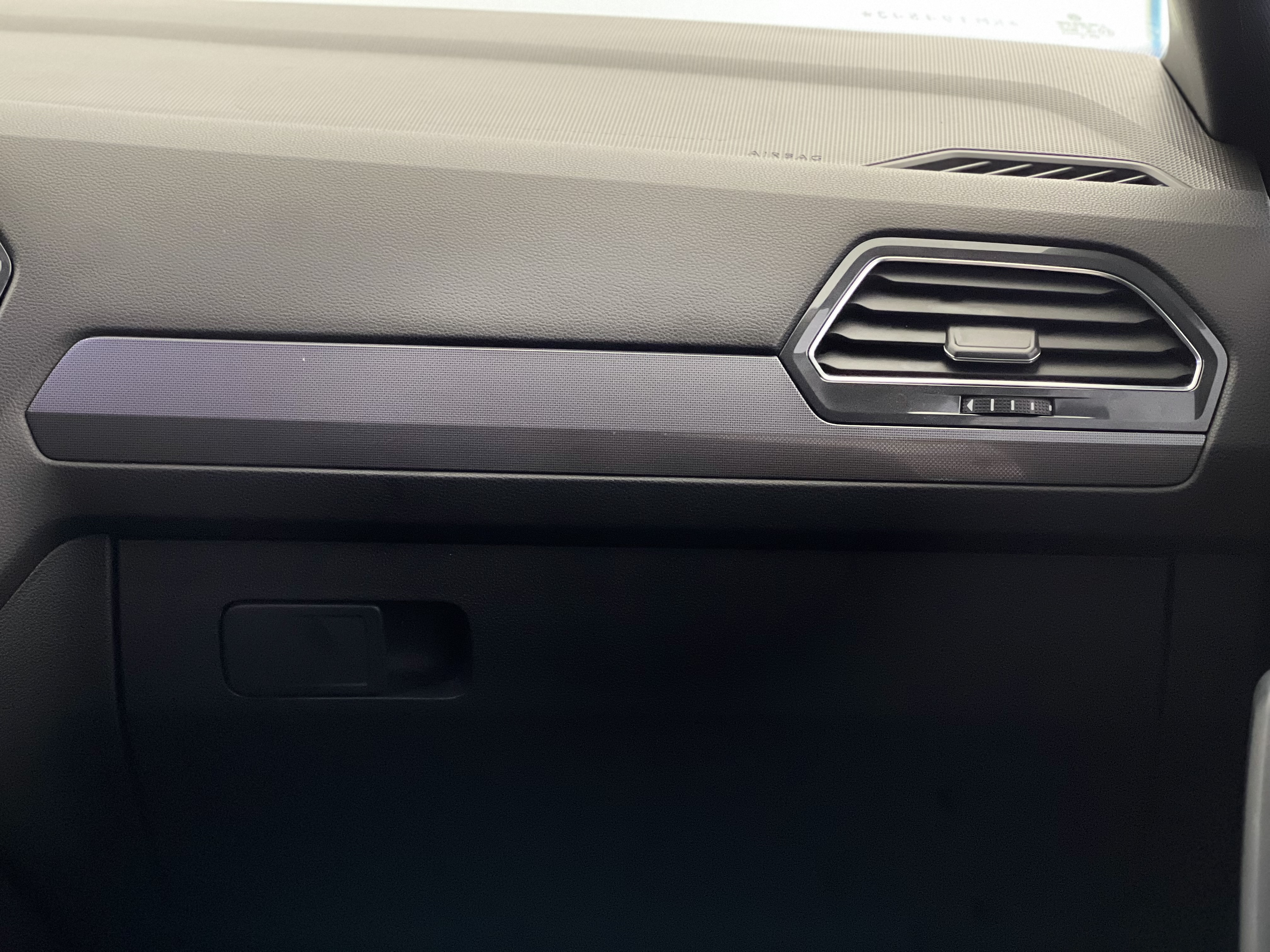 583-93e05e10-bf08-4e1b-a5e6-059ec69efbf4