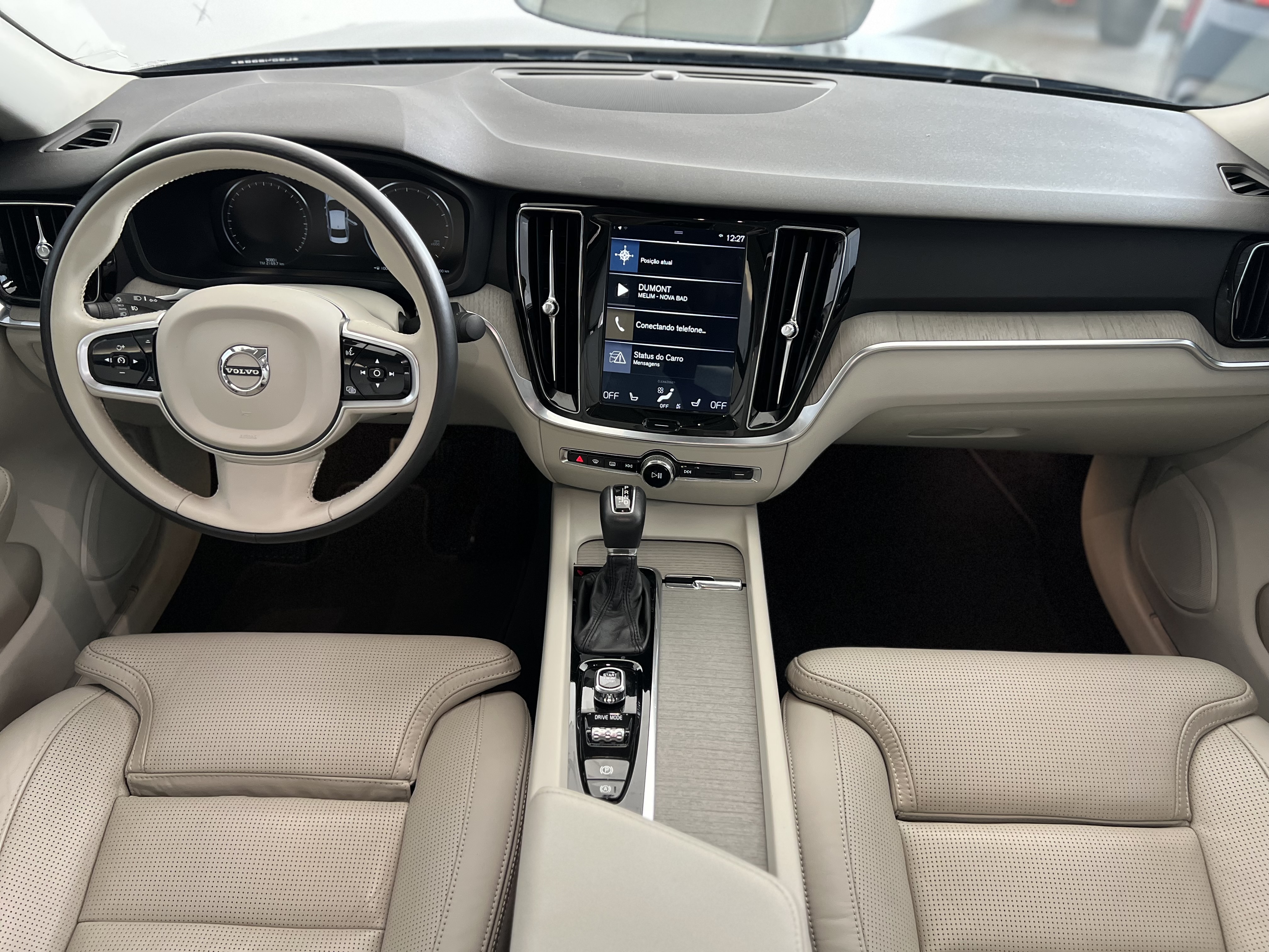 697-a0e72cef-b1cb-4705-8096-cd9799245a5e