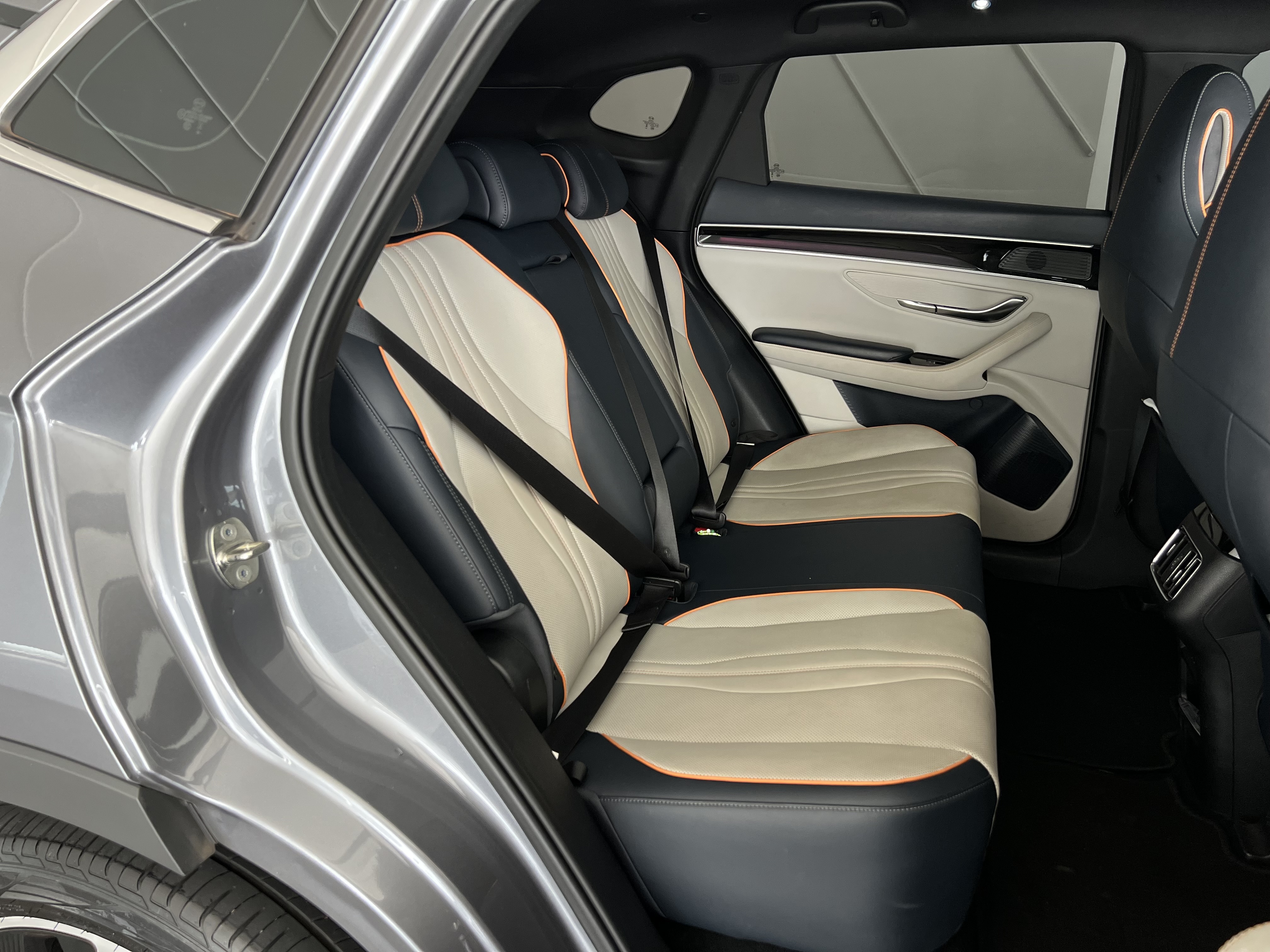 691-a4d3168a-f6e9-422f-907a-216c07394b03