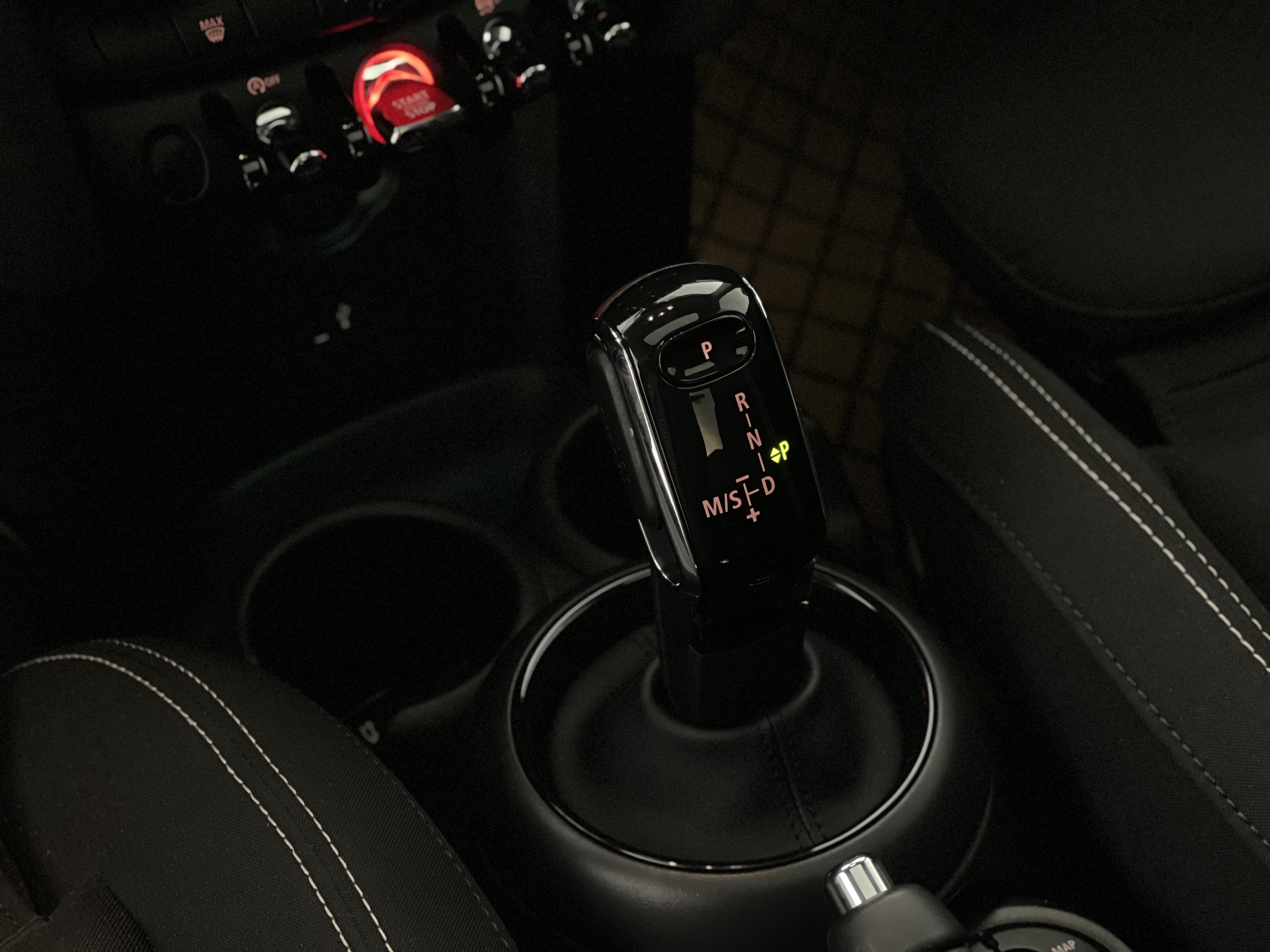 641-a66e37af-2838-4665-bab8-2e78a29d2b9e