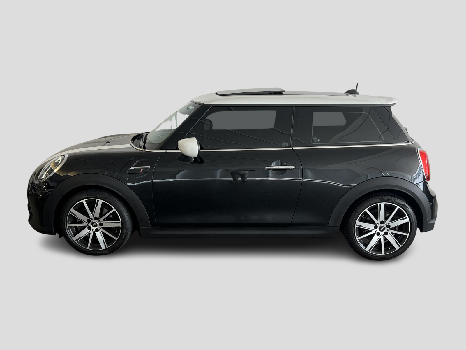 641-a66e37af-2838-4665-bab8-2e78a29d2b9e