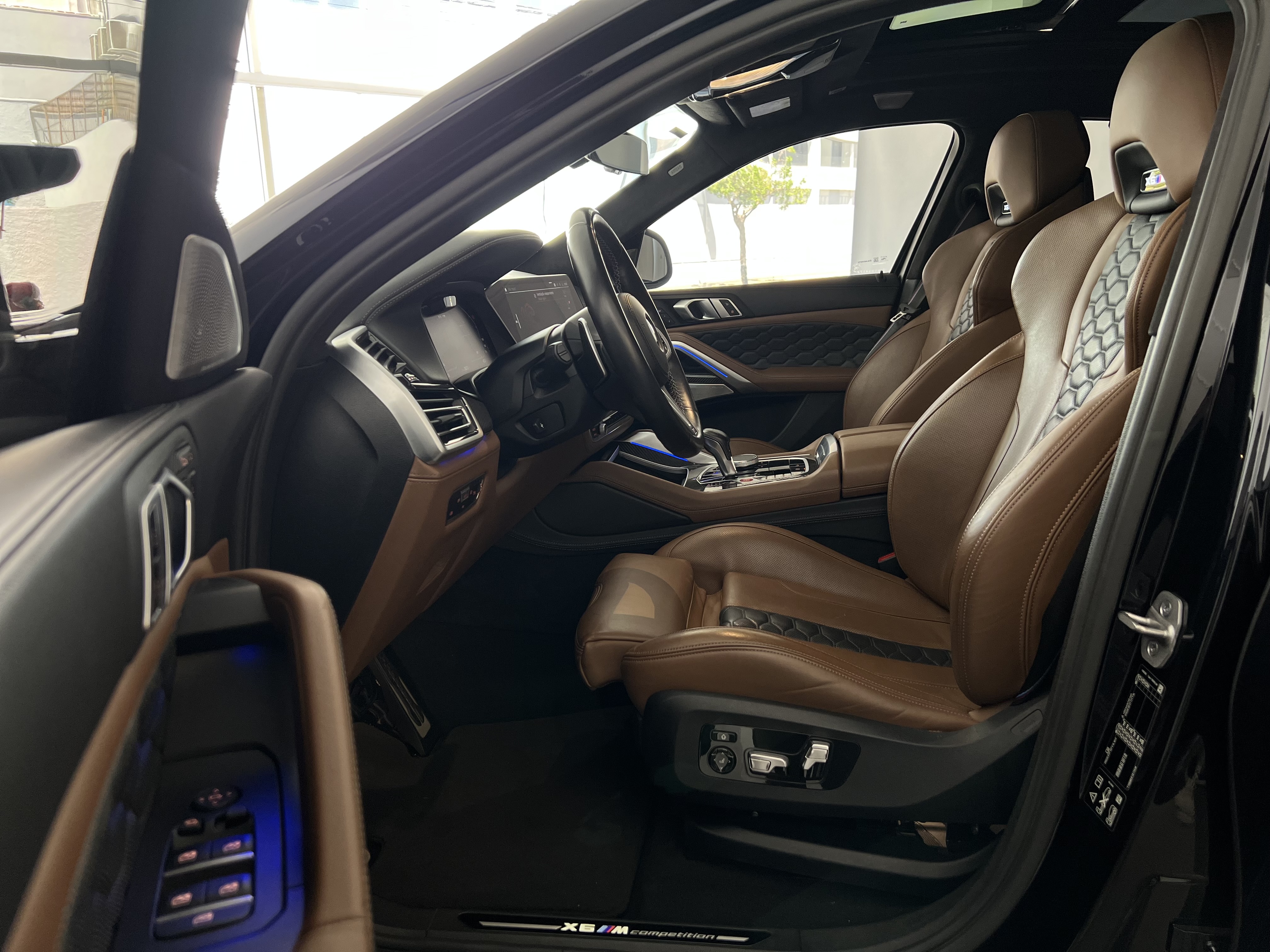 633-c025216c-ebdd-47b4-8700-3481761f054f