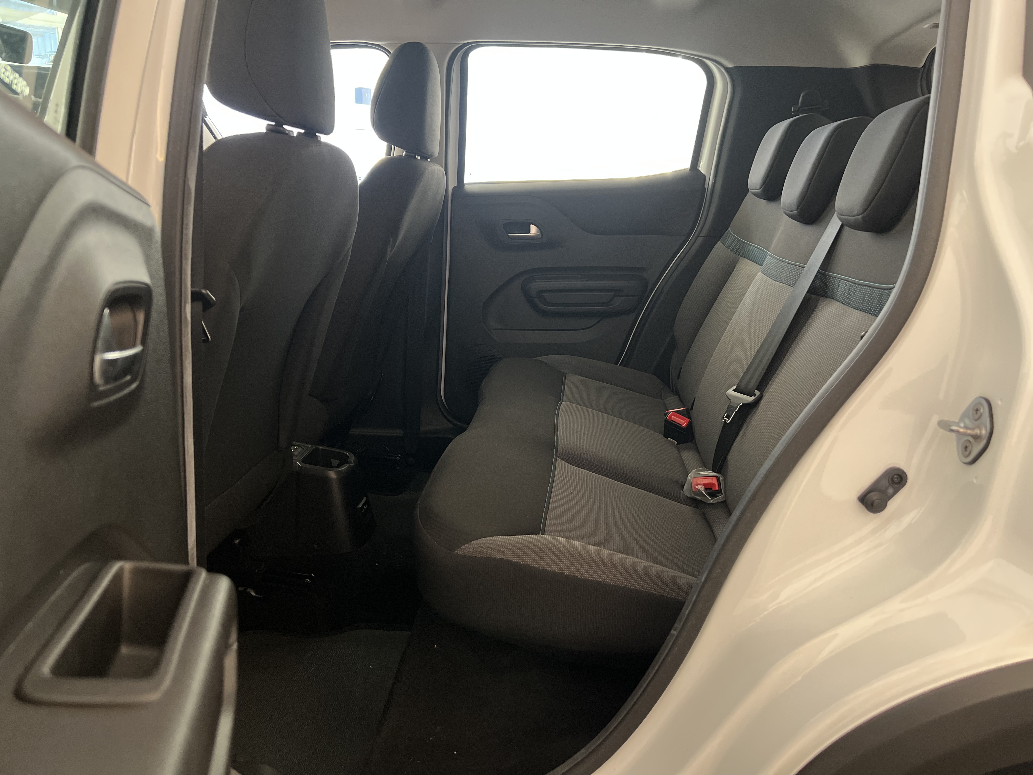 711-d5354610-caa6-4ade-8bc1-f4b35d97a019