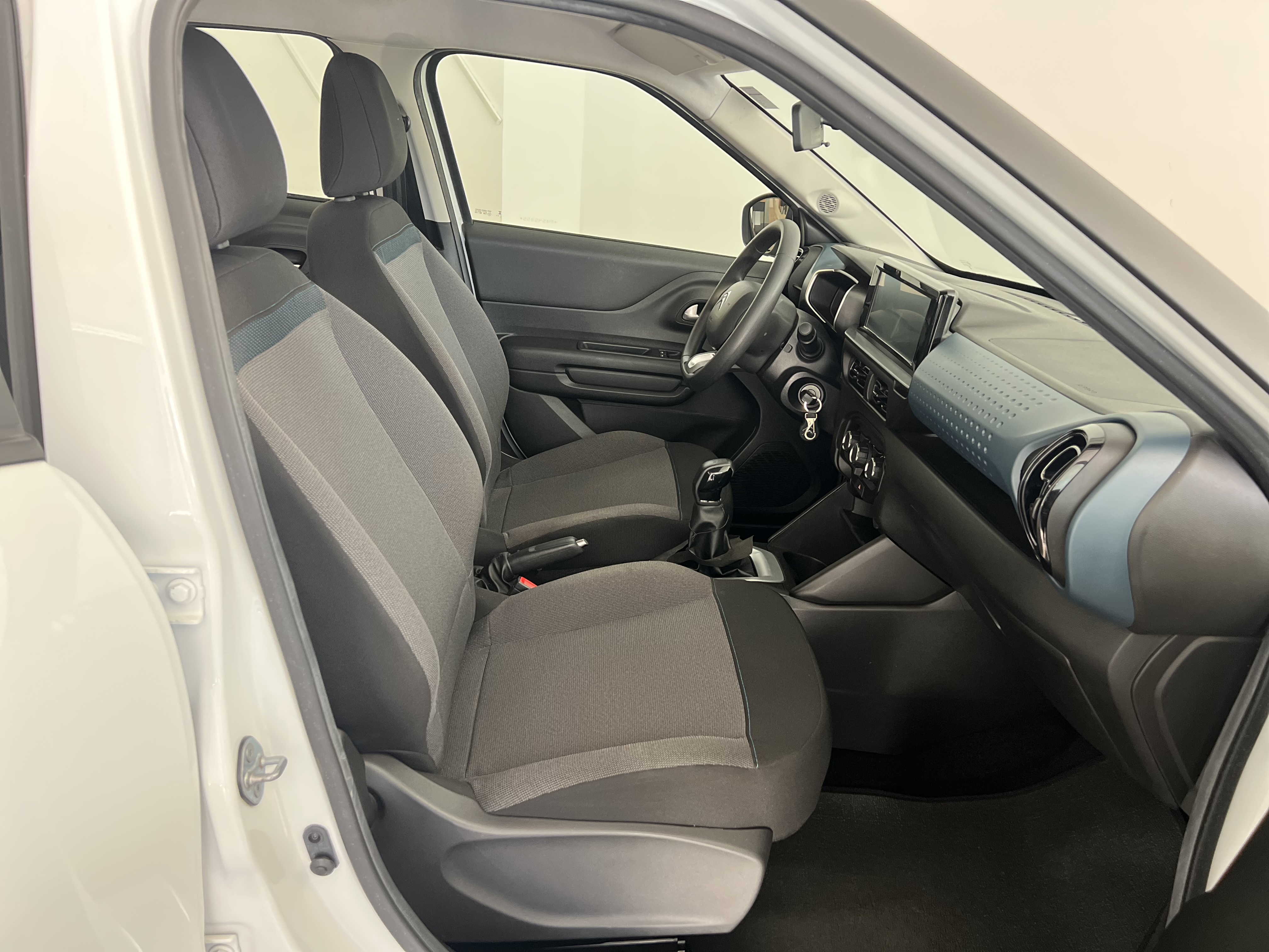 711-d5354610-caa6-4ade-8bc1-f4b35d97a019