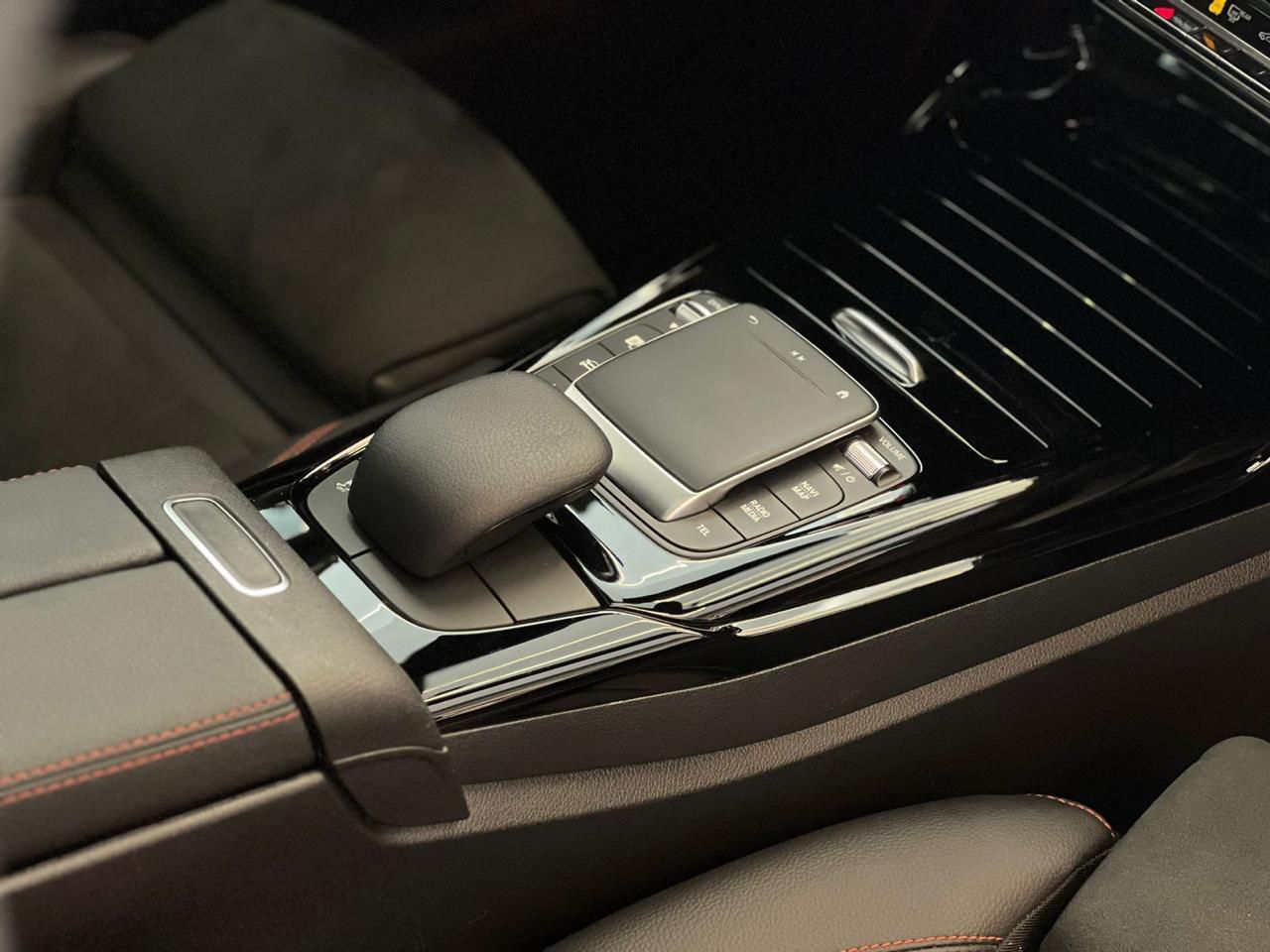 687-e0a3f431-d7d0-4e28-8d6f-7637988b7b16