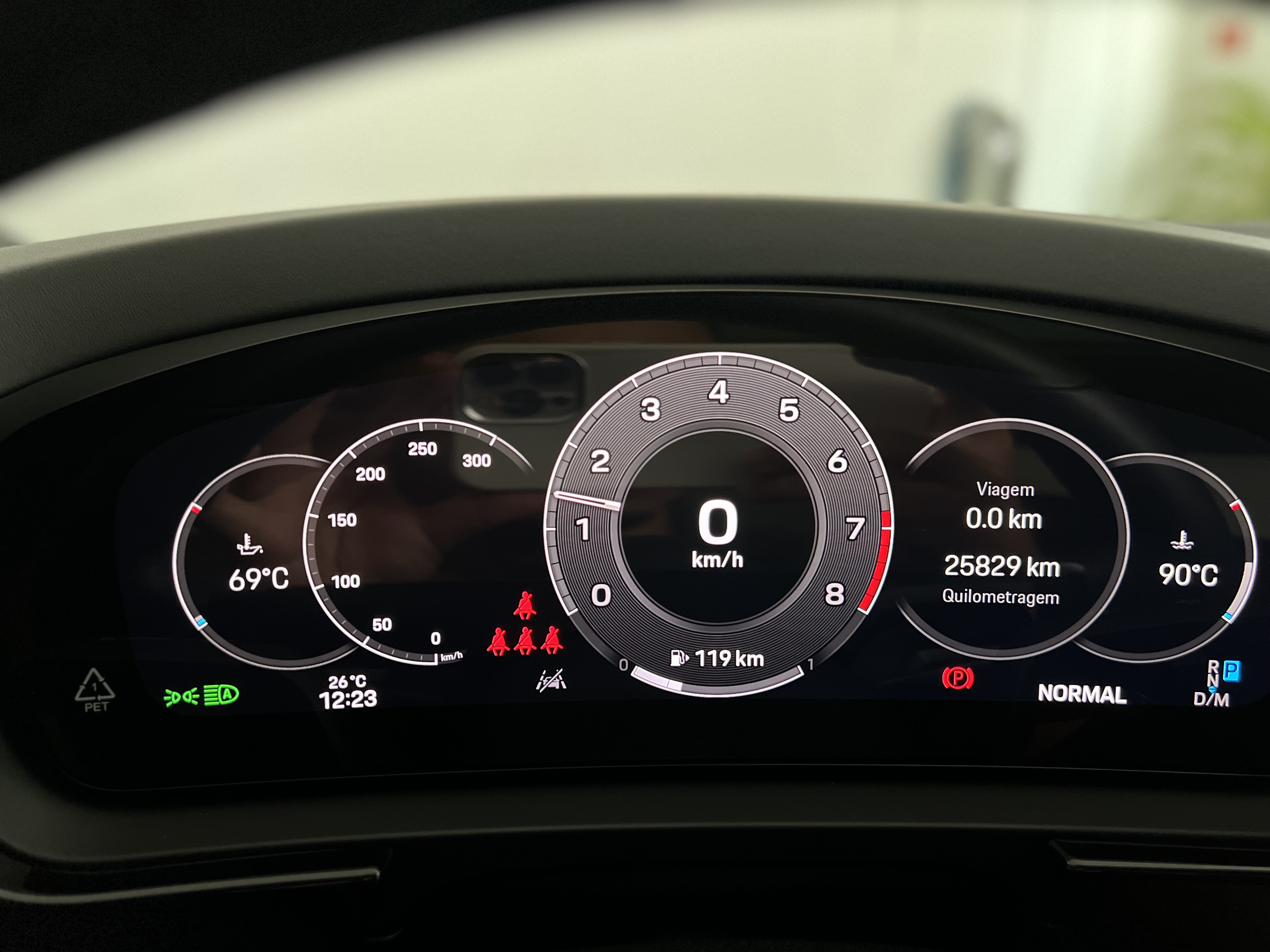 705-e8b4e781-6e9b-4430-b0a6-0e104fb6e025