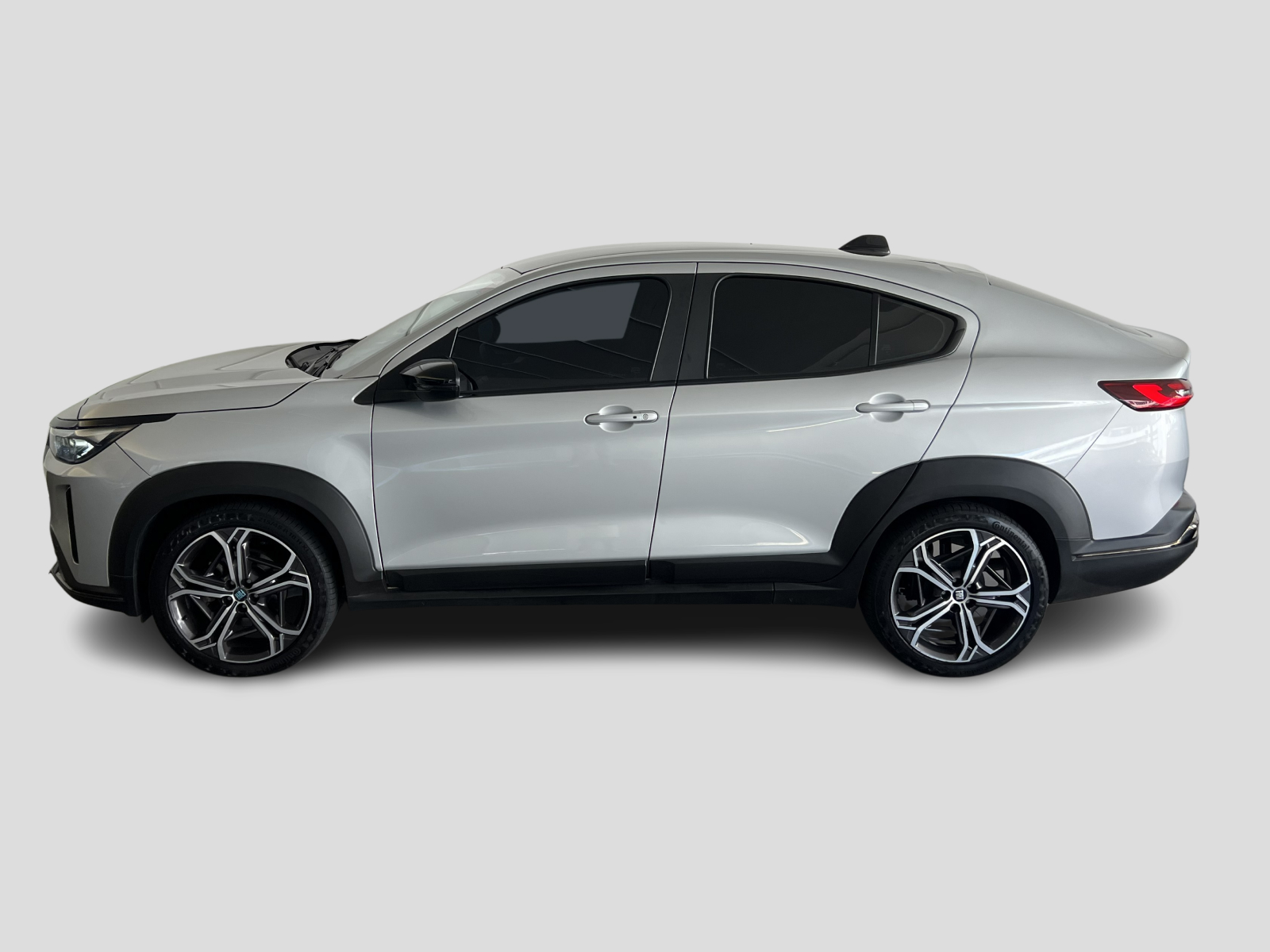 695-f4ddcdbc-18da-485a-862b-aab94a76bcfc