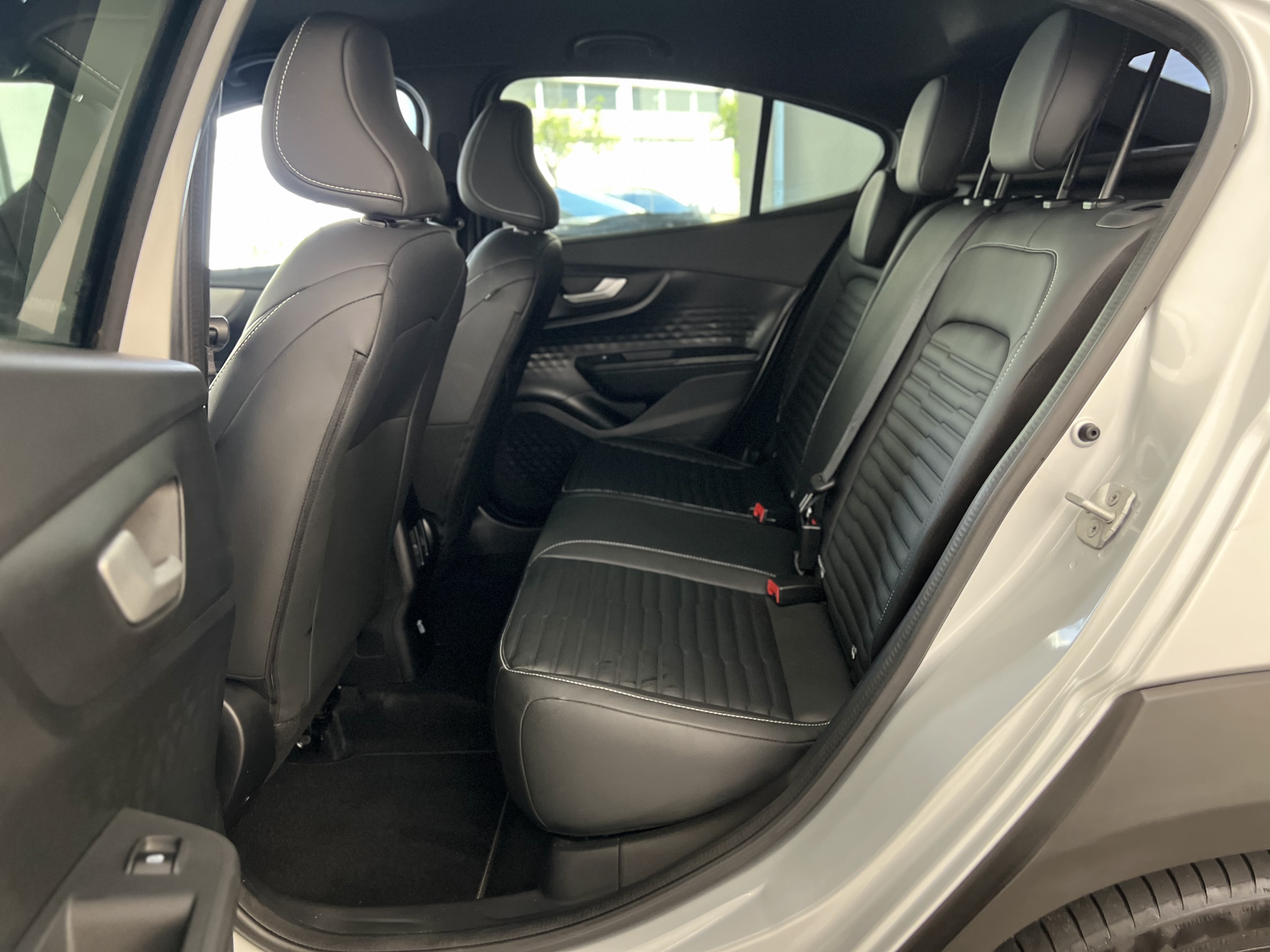 695-f4ddcdbc-18da-485a-862b-aab94a76bcfc