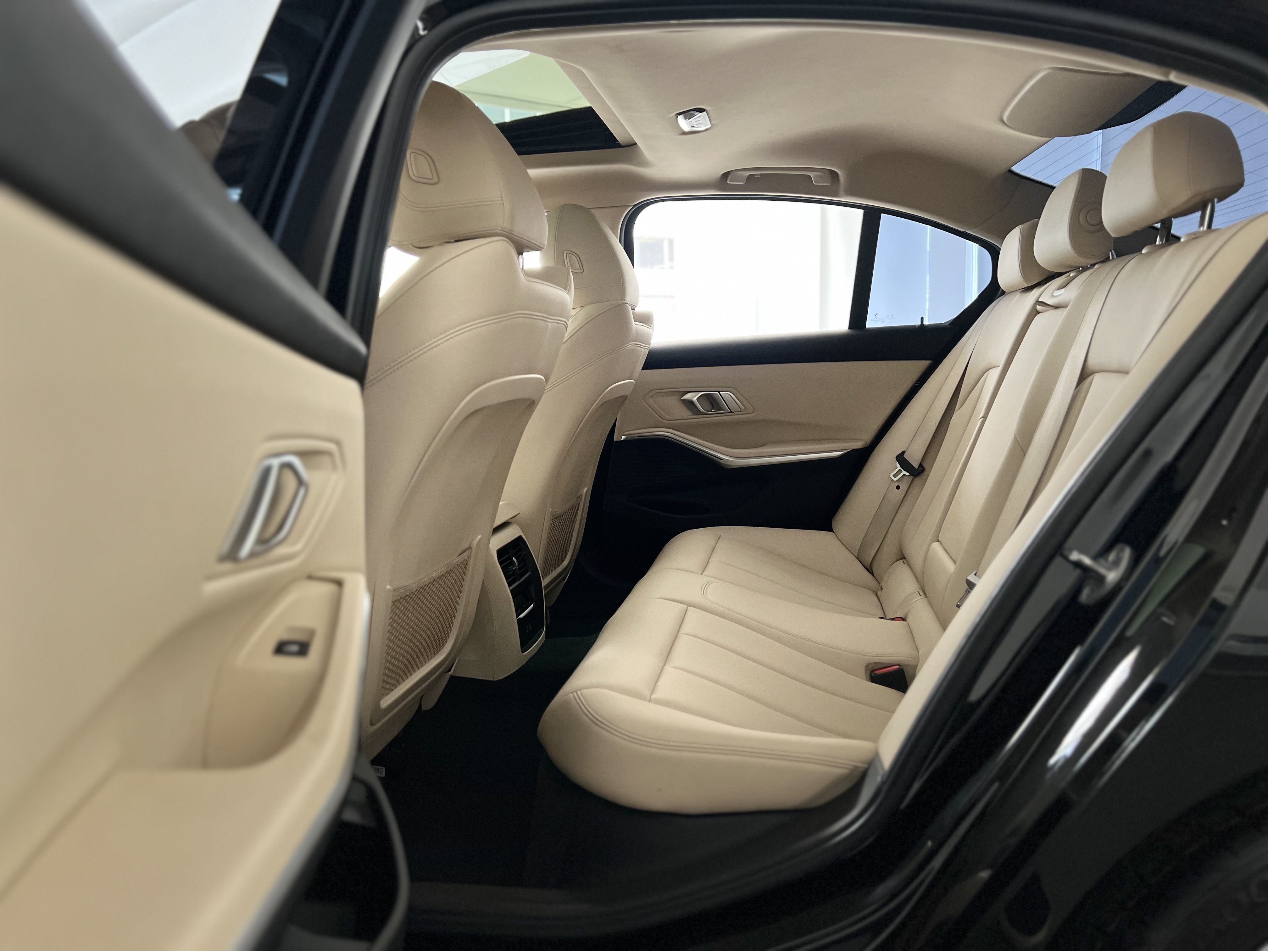 581-fc443a66-7a84-4fbf-885b-459775fcb585